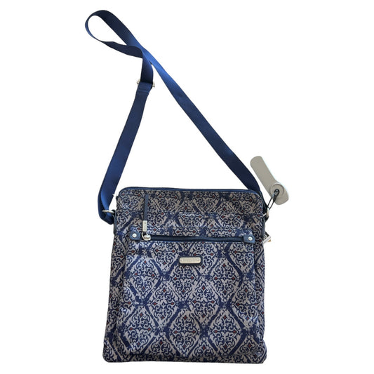 Crossbody By Baggallini, Size: Medium