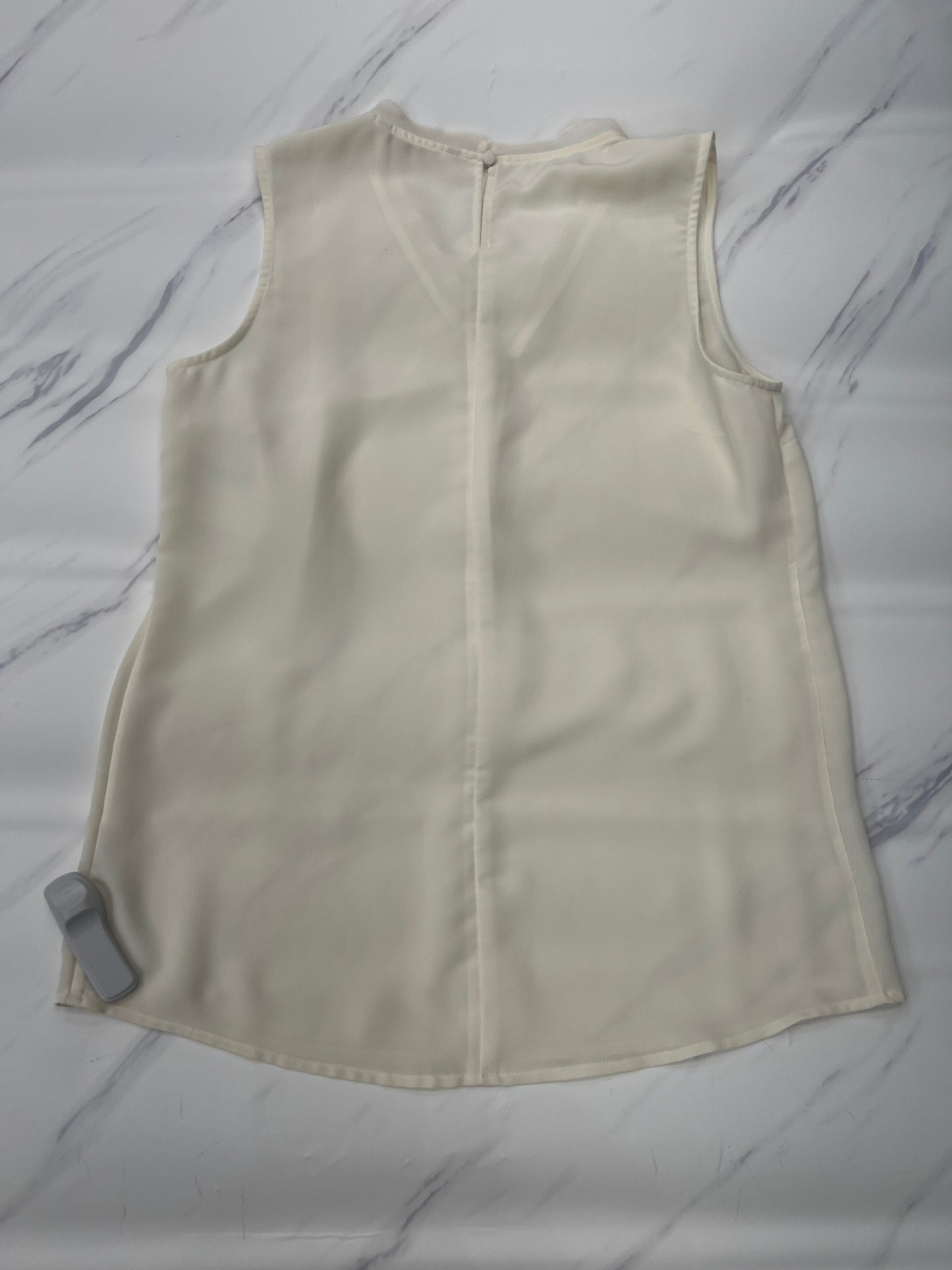 Top Sleeveless By Soft Surroundings In Cream, Size: M