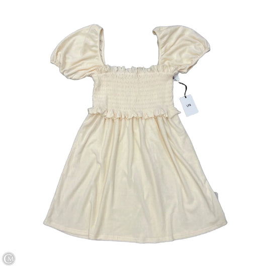 Dress Casual Short By Cmb In Yellow, Size: M