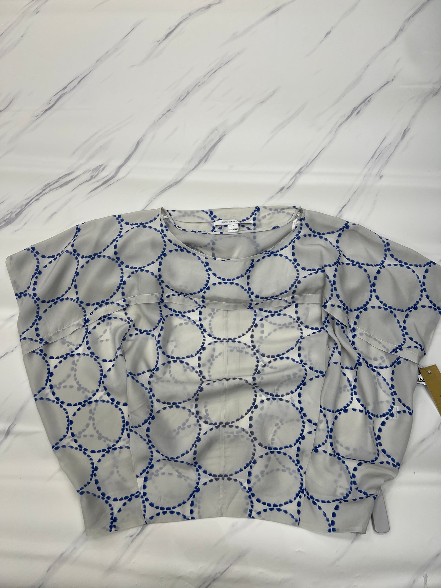 Top Short Sleeve Designer By Diane Von Furstenberg  Size: S