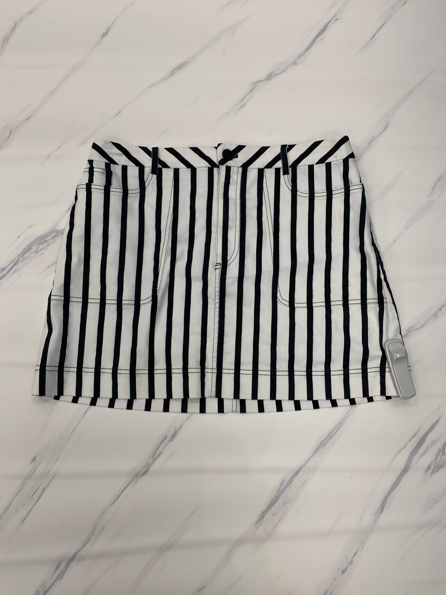 Skirt Mini & Short By Alice + Olivia In Striped Pattern, Size: 12