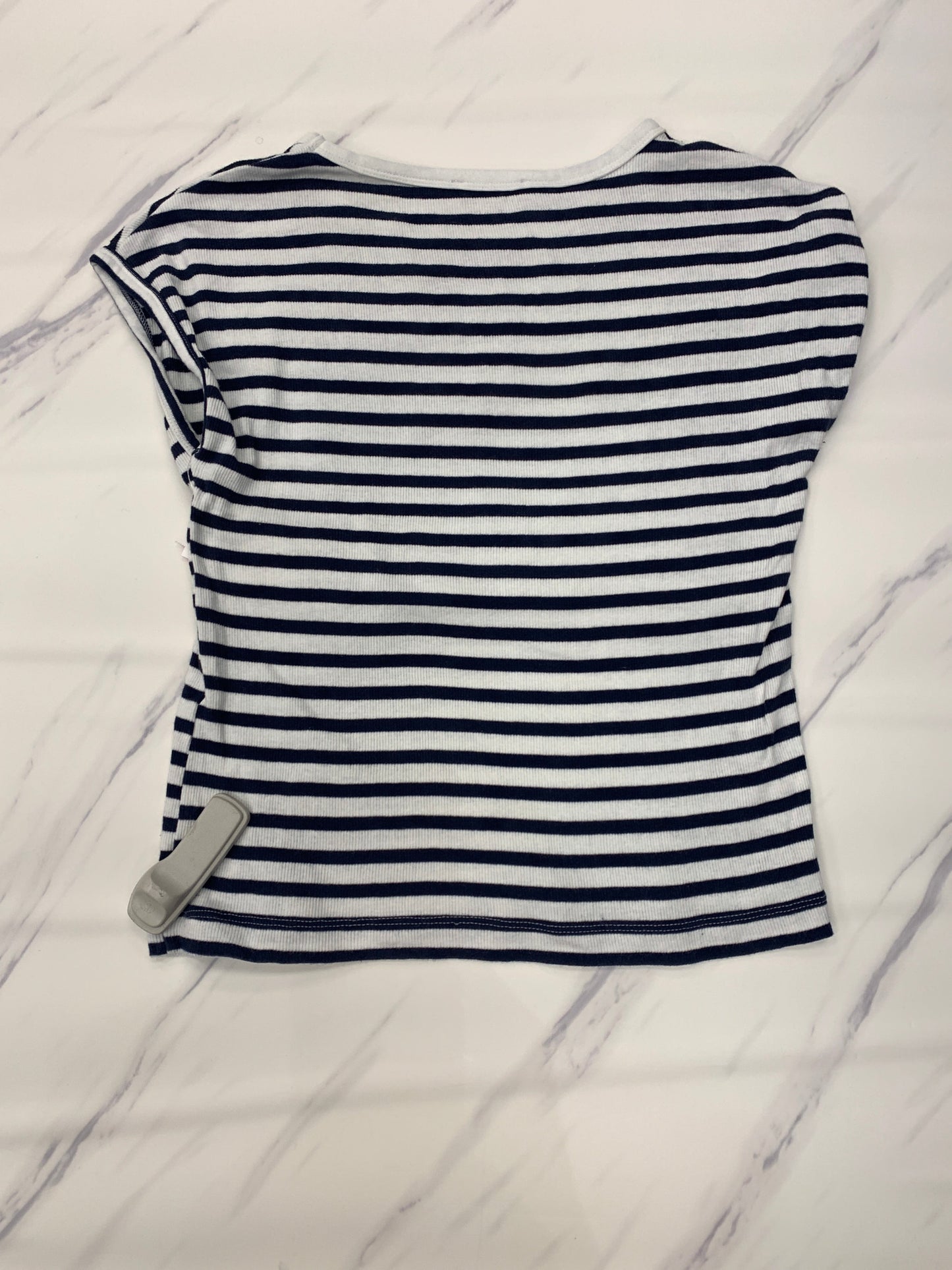 Top Short Sleeve By Zara In Striped Pattern, Size: L