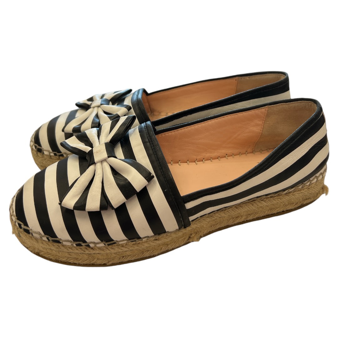 Shoes Designer By Kate Spade In Striped Pattern, Size: 9.5