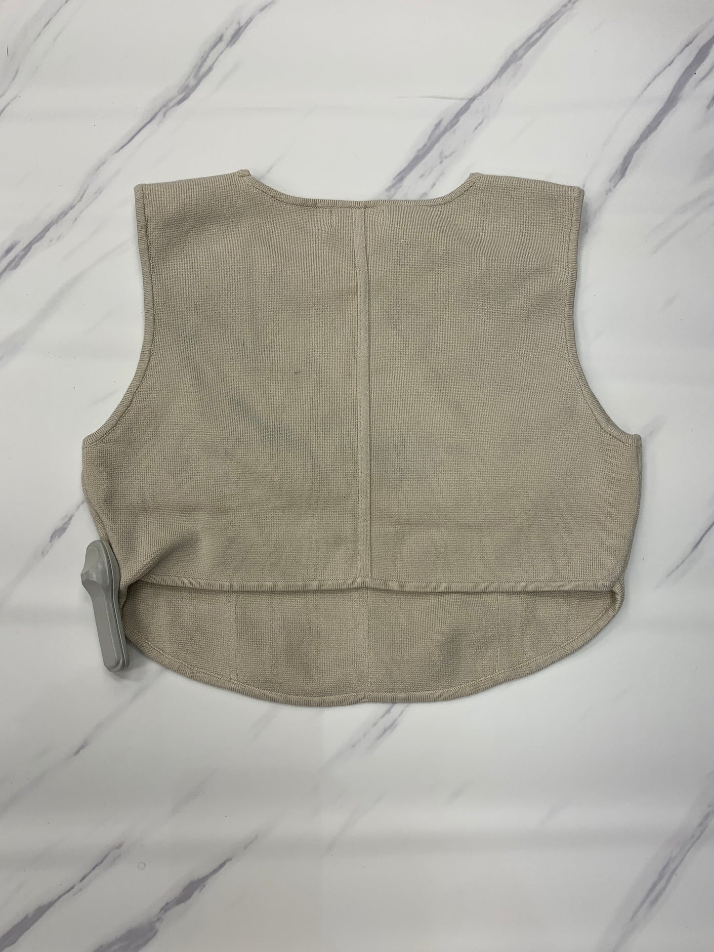 Top Sleeveless By House Of Harlow In Beige, Size: M