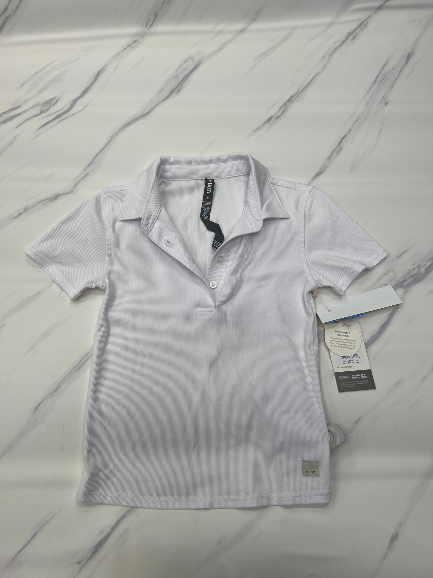 Top Short Sleeve By Vuori In White, Size: S