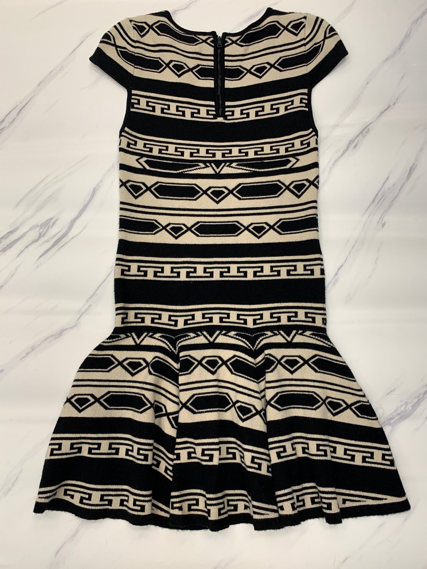 Dress Designer By Alice + Olivia In Black & Cream, Size: S