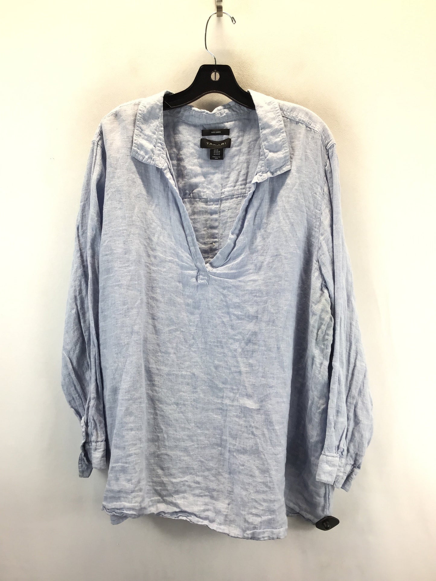 Top Long Sleeve By T Tahari In Blue, Size: 3x