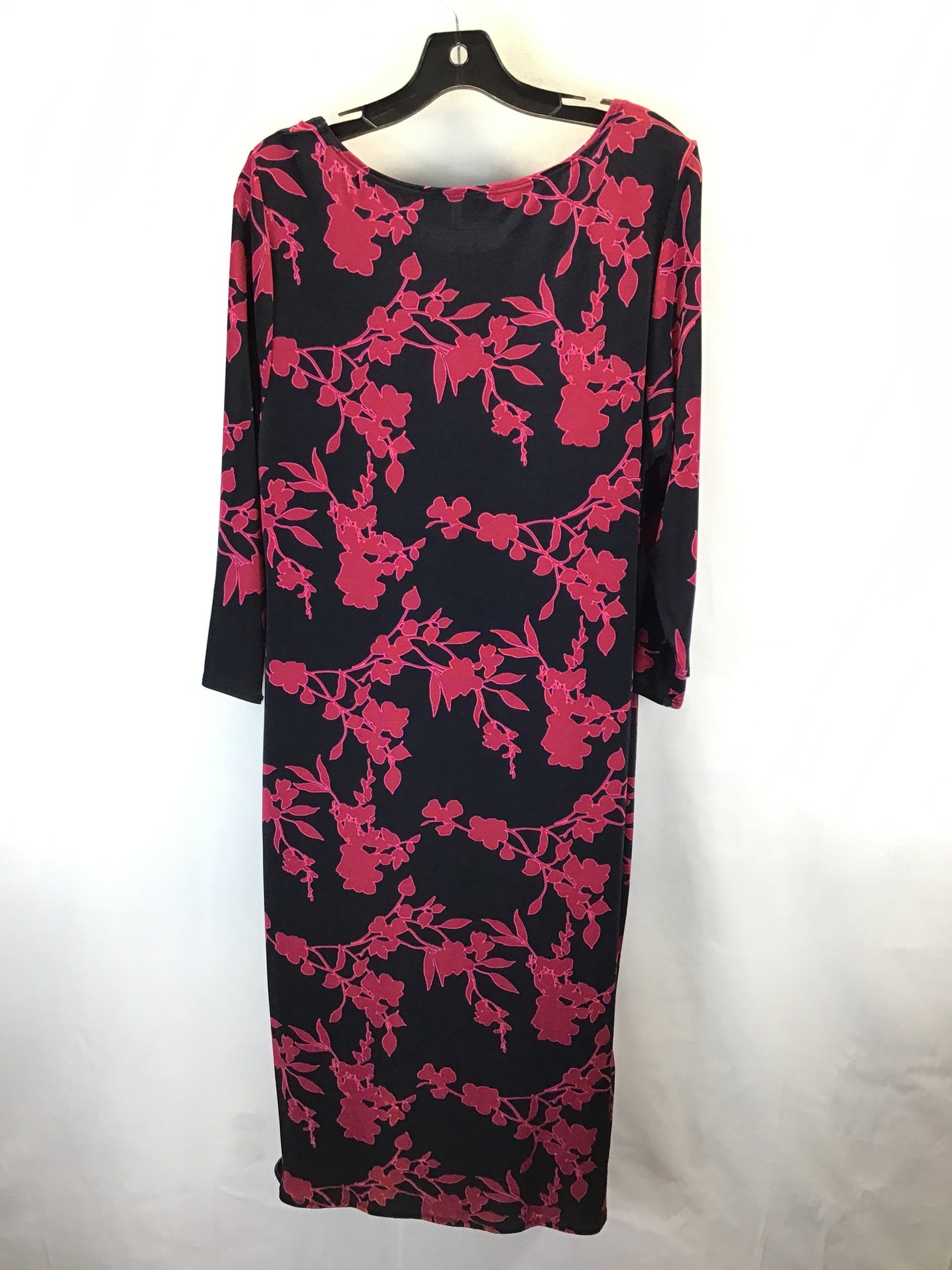 Dress Casual Midi By Chicos In Black & Pink, Size: 2