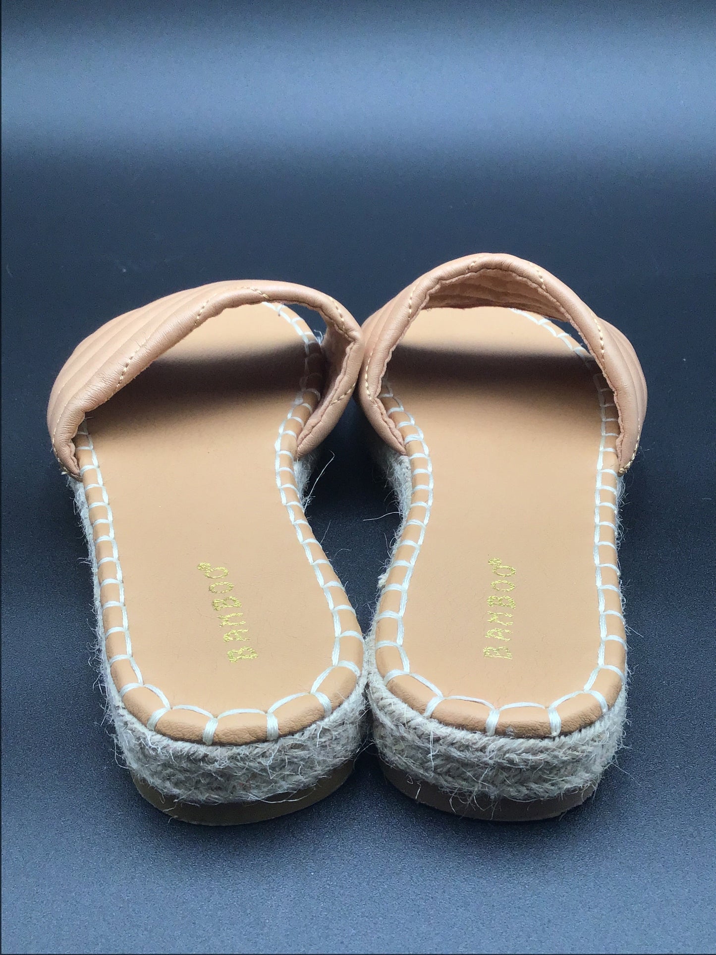 Tan Sandals Flats Bamboo, Size 7