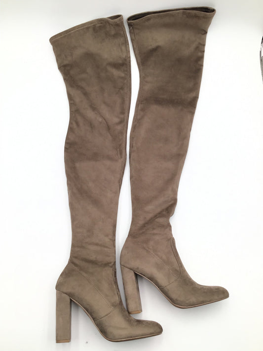 Boots Ankle Heels By Steve Madden In Taupe, Size: 6.5