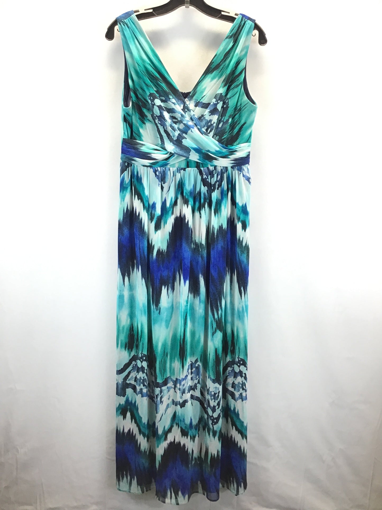 Blue & Green Dress Casual Maxi R And M Richards, Size 8