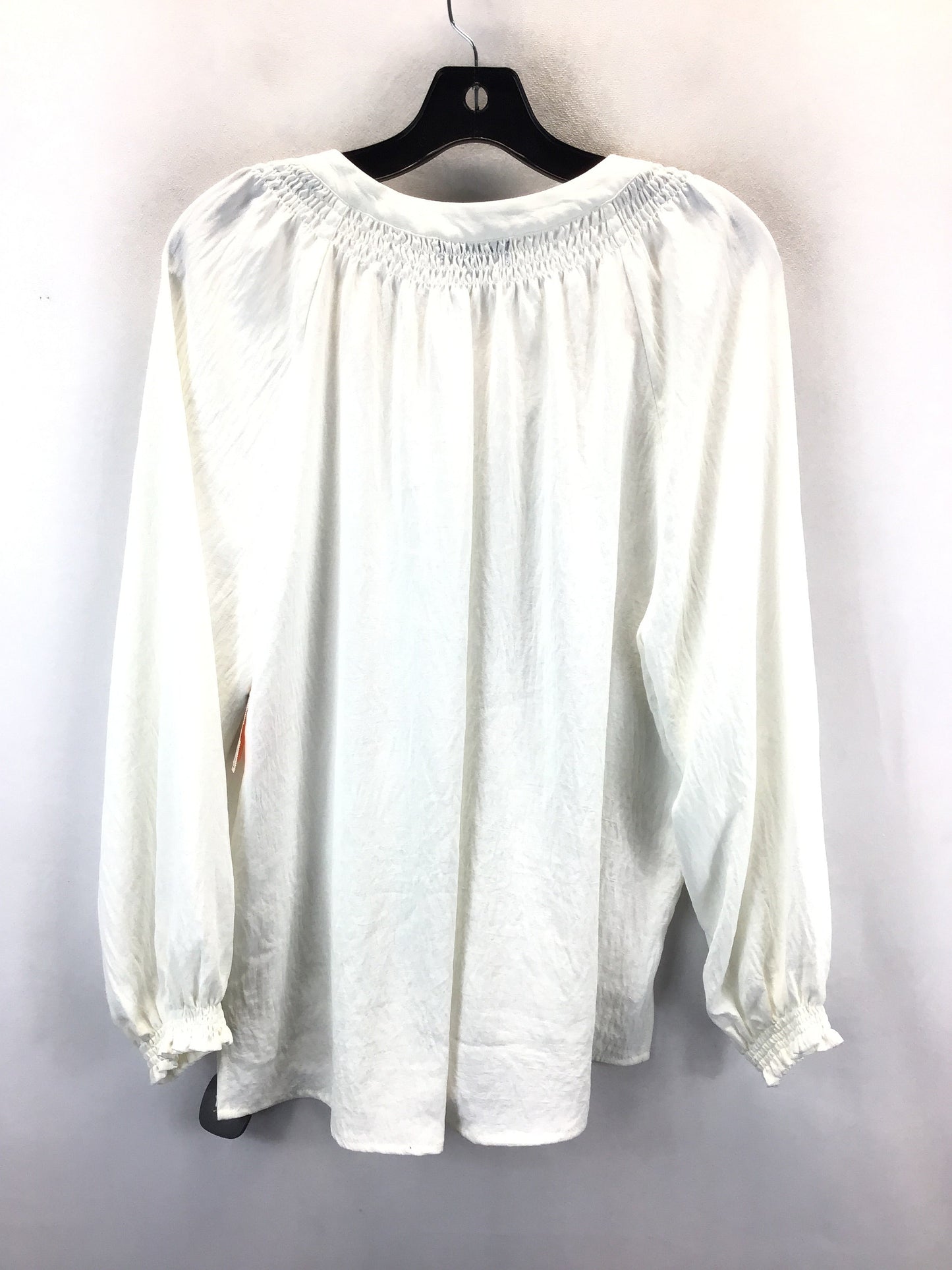 Blouse Long Sleeve By Democracy In White, Size: 1x