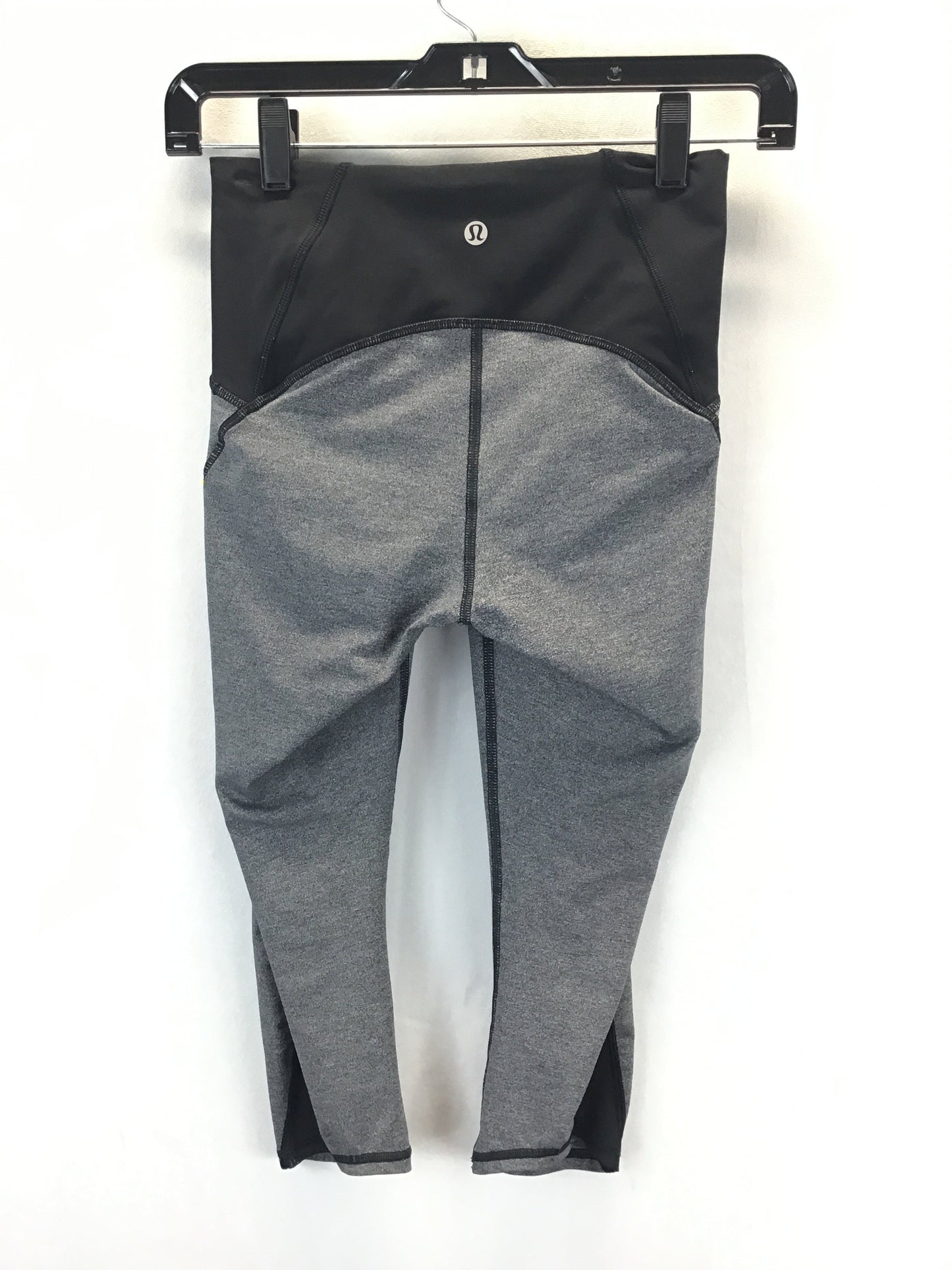 Athletic Capris By Lululemon In Black & Grey, Size: 4