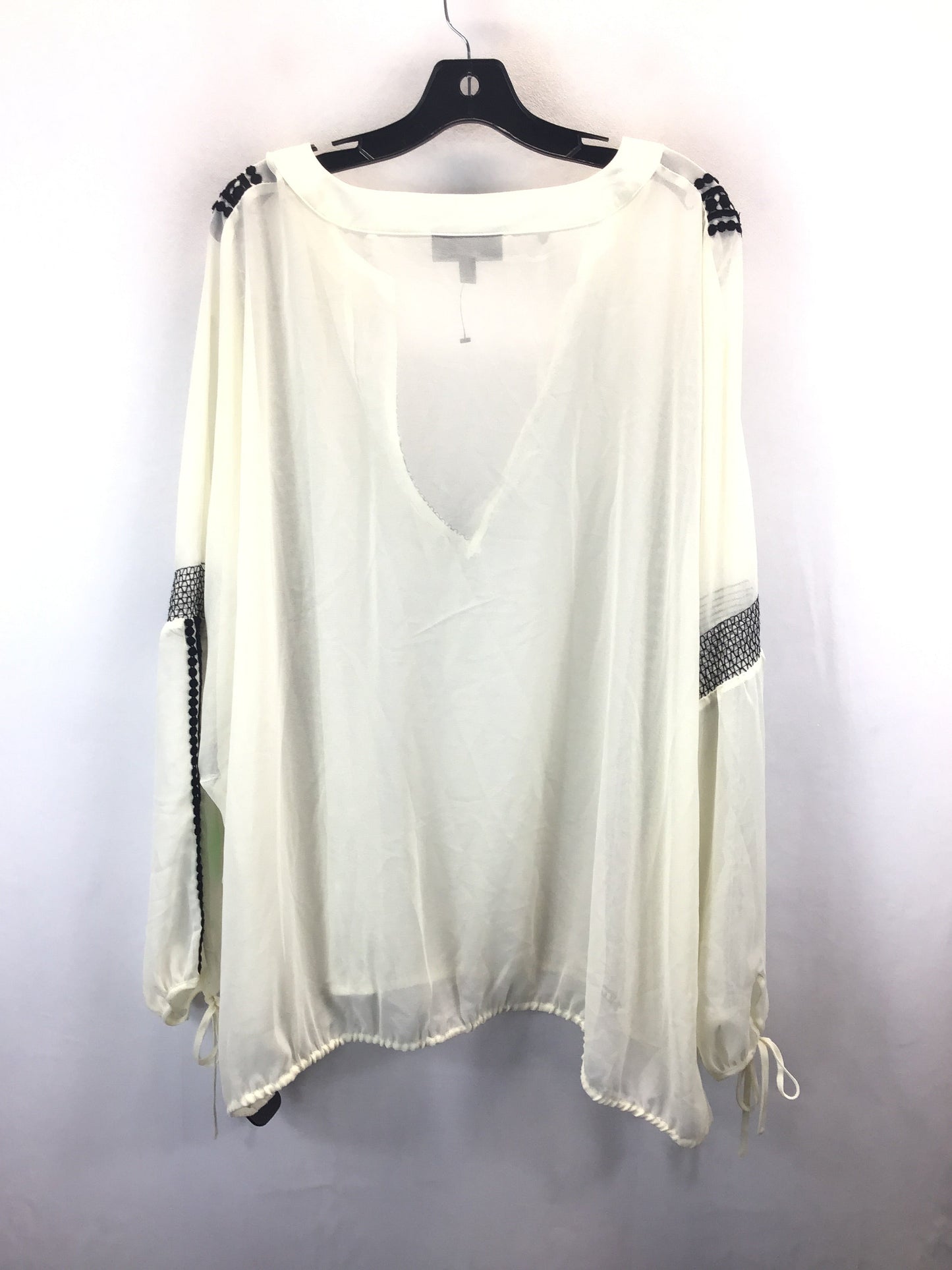 Blouse Long Sleeve By Lane Bryant In Black & Cream, Size: 3x