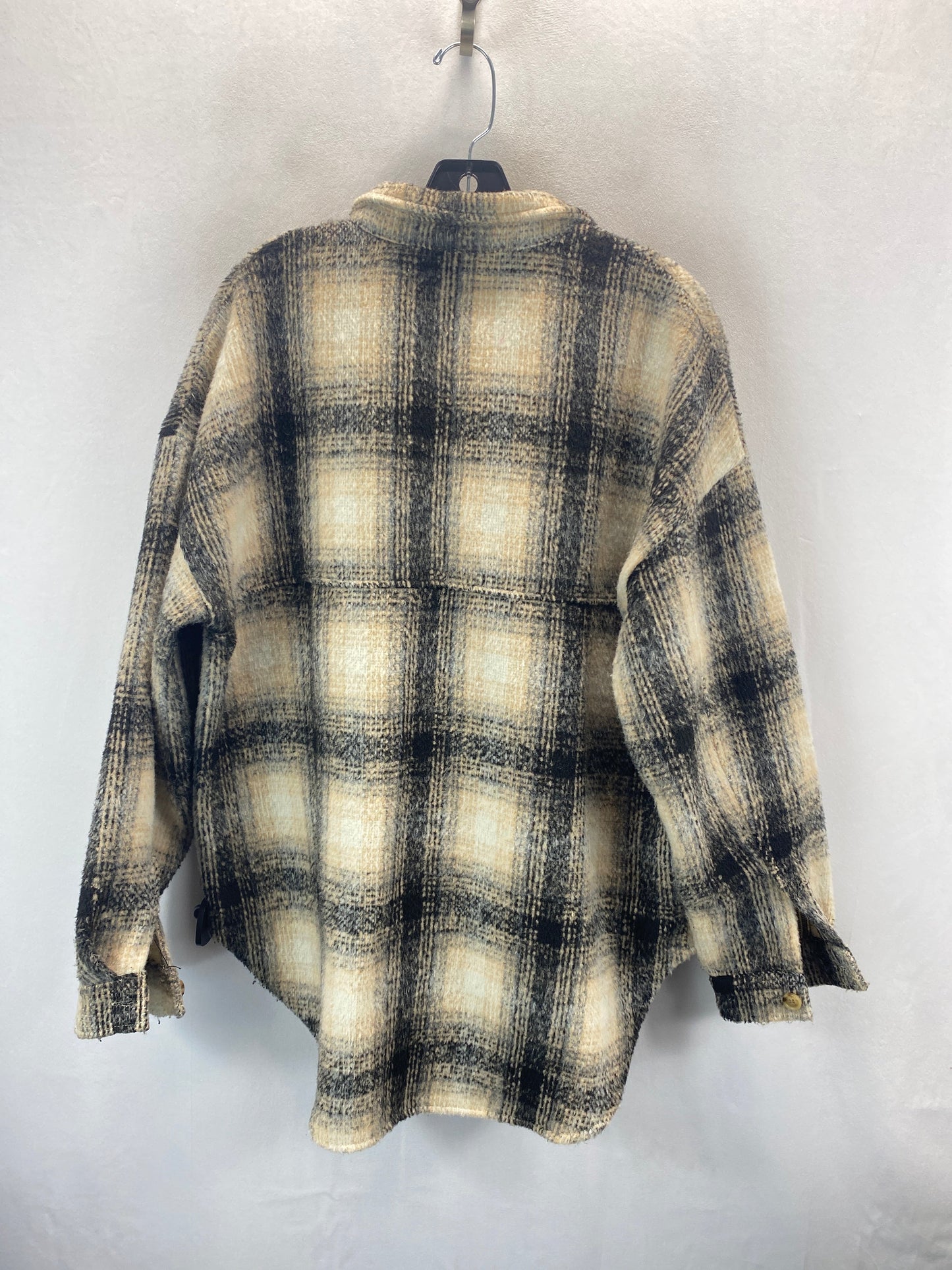 Jacket Shirt By Clothes Mentor In Plaid Pattern, Size: M