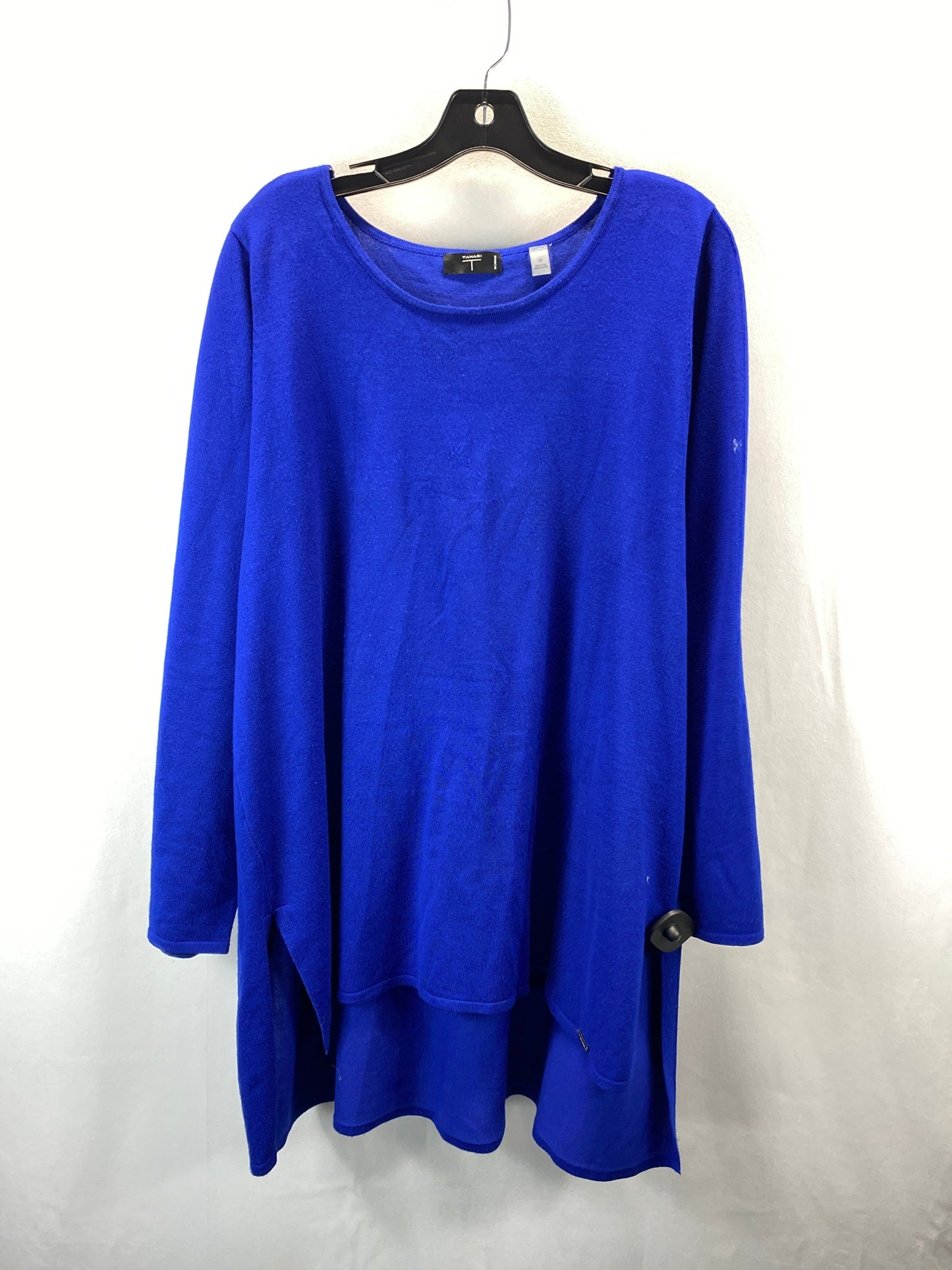 Sweater By T Tahari In Blue, Size: 1x