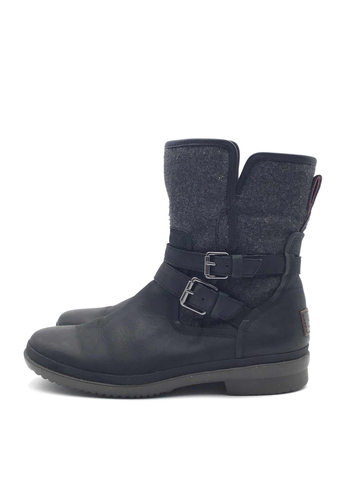 Boots Designer By Ugg In Black, Size: 8