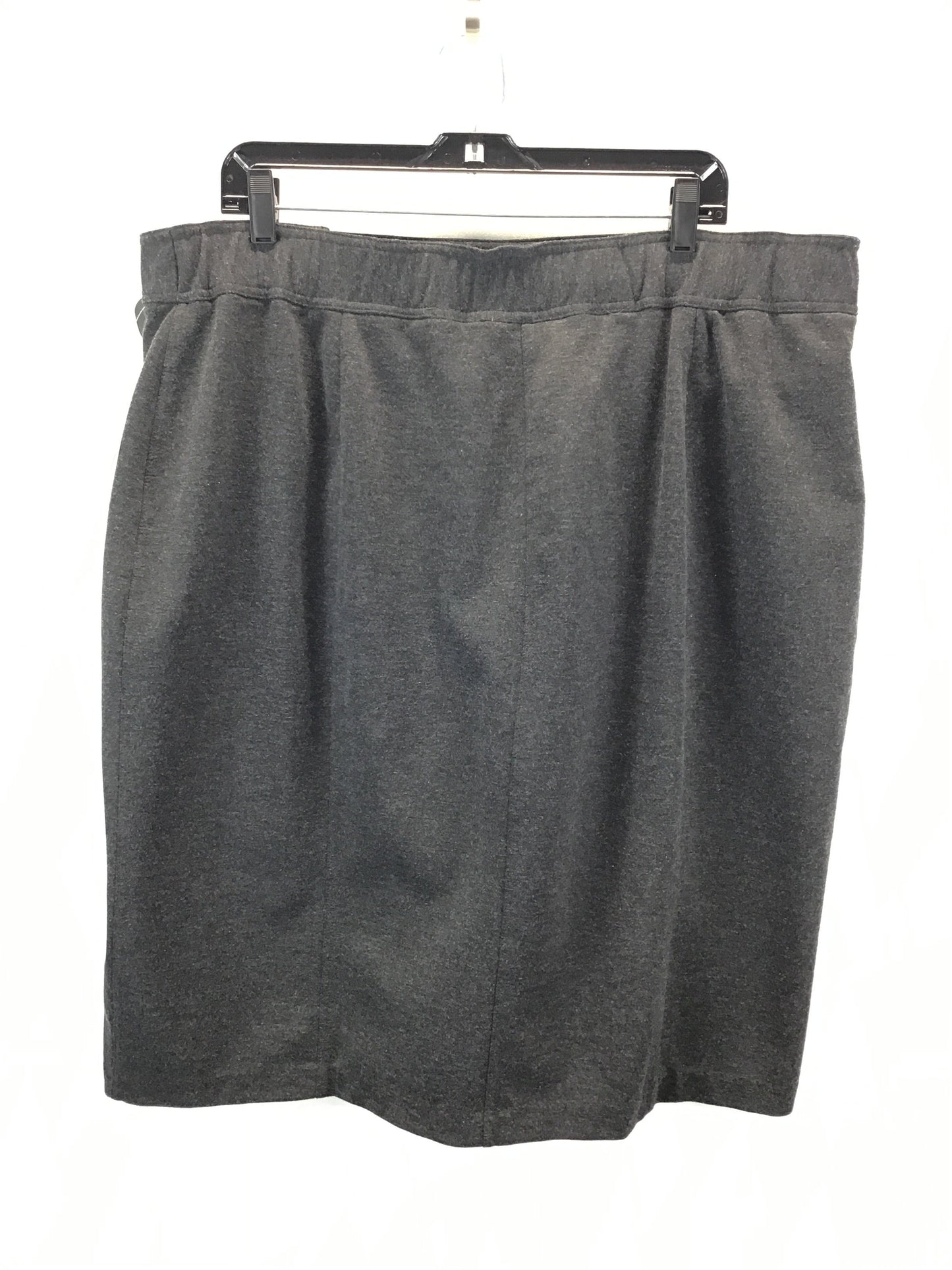 Skirt Mini & Short By Clothes Mentor In Grey, Size: 20