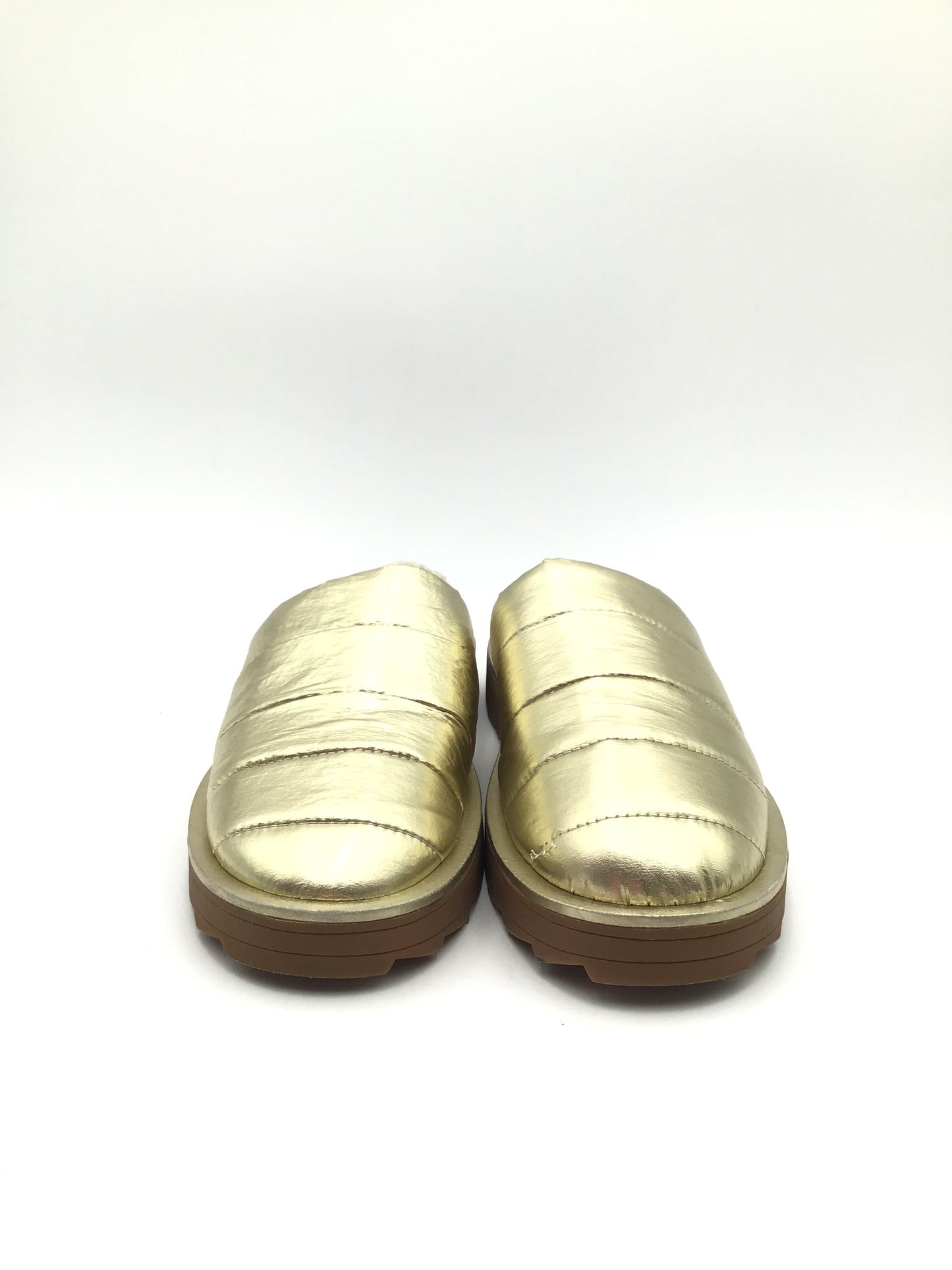 Shoes Flats By Steve Madden In Gold, Size: 9