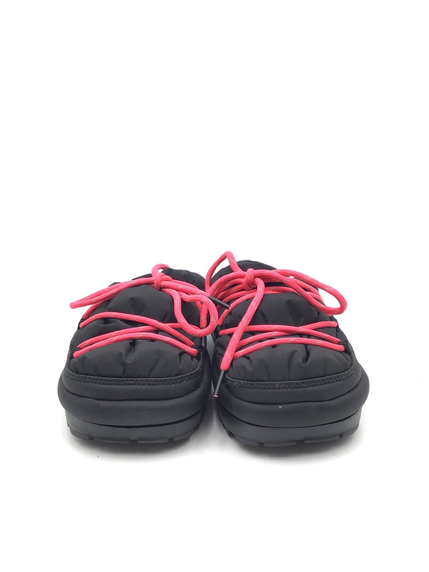 Shoes Designer By Ugg In Black & Pink, Size: 8