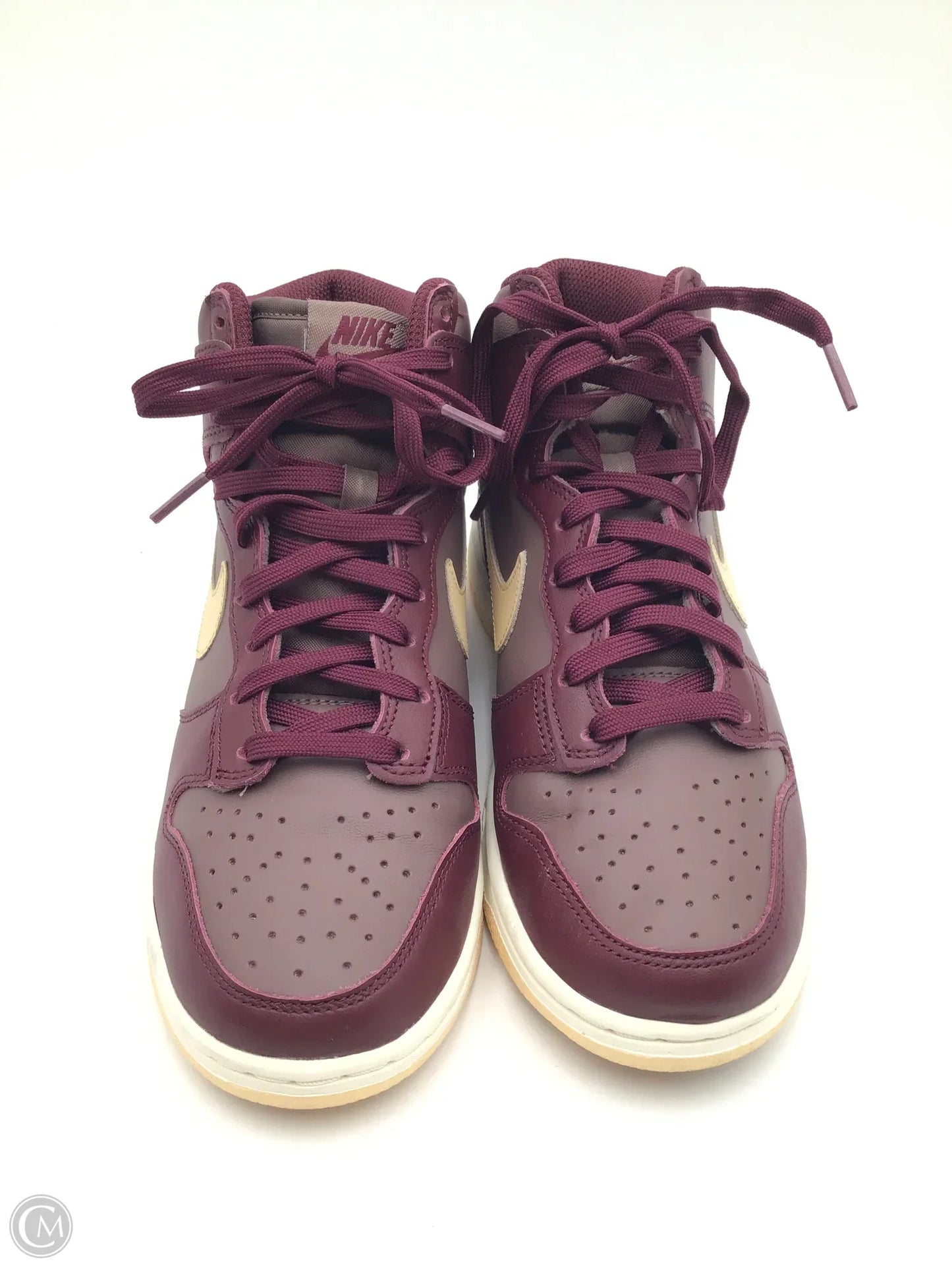 Shoes Athletic By Nike In Maroon, Size: 6.5