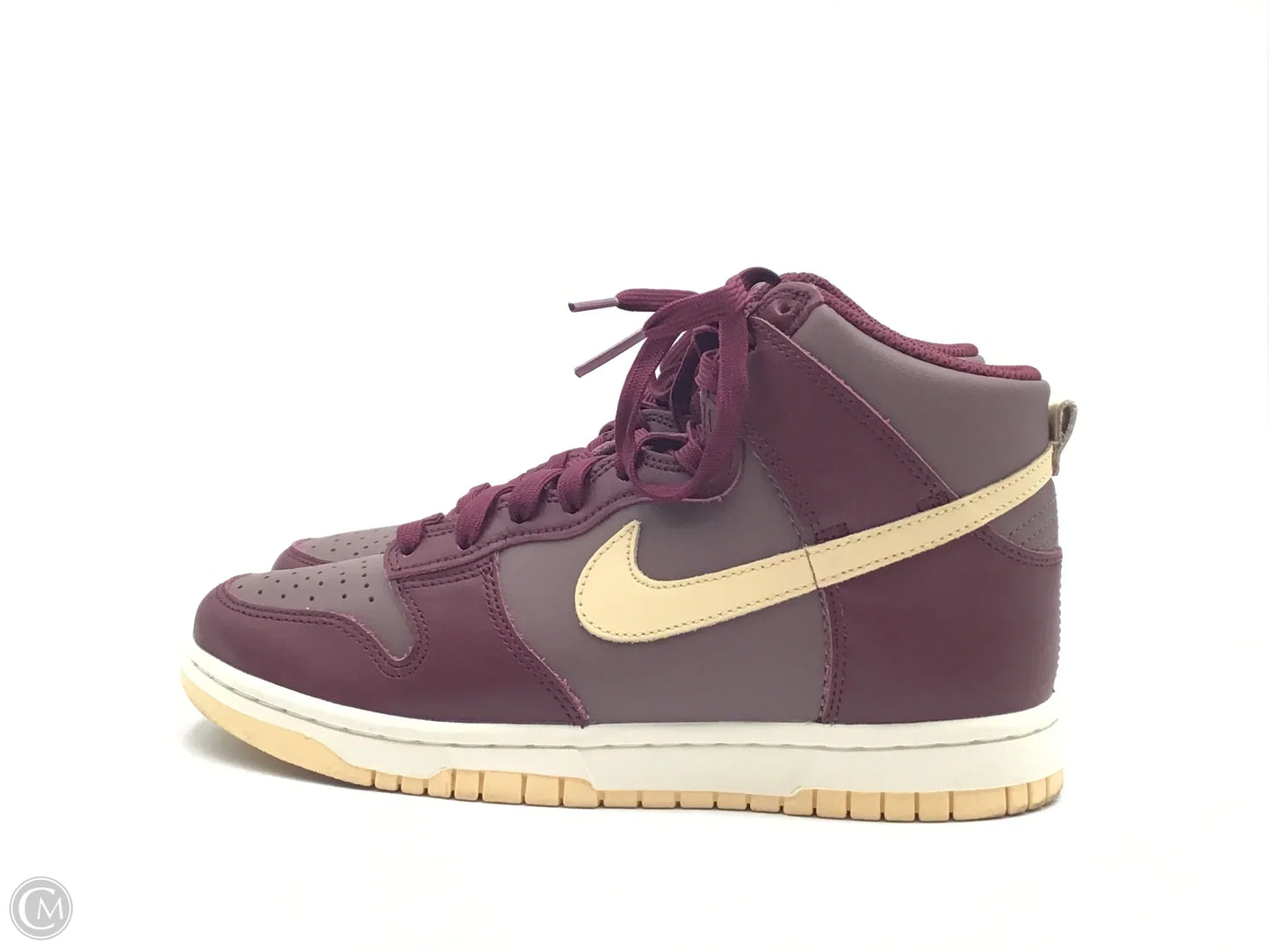 Shoes Athletic By Nike In Maroon, Size: 6.5