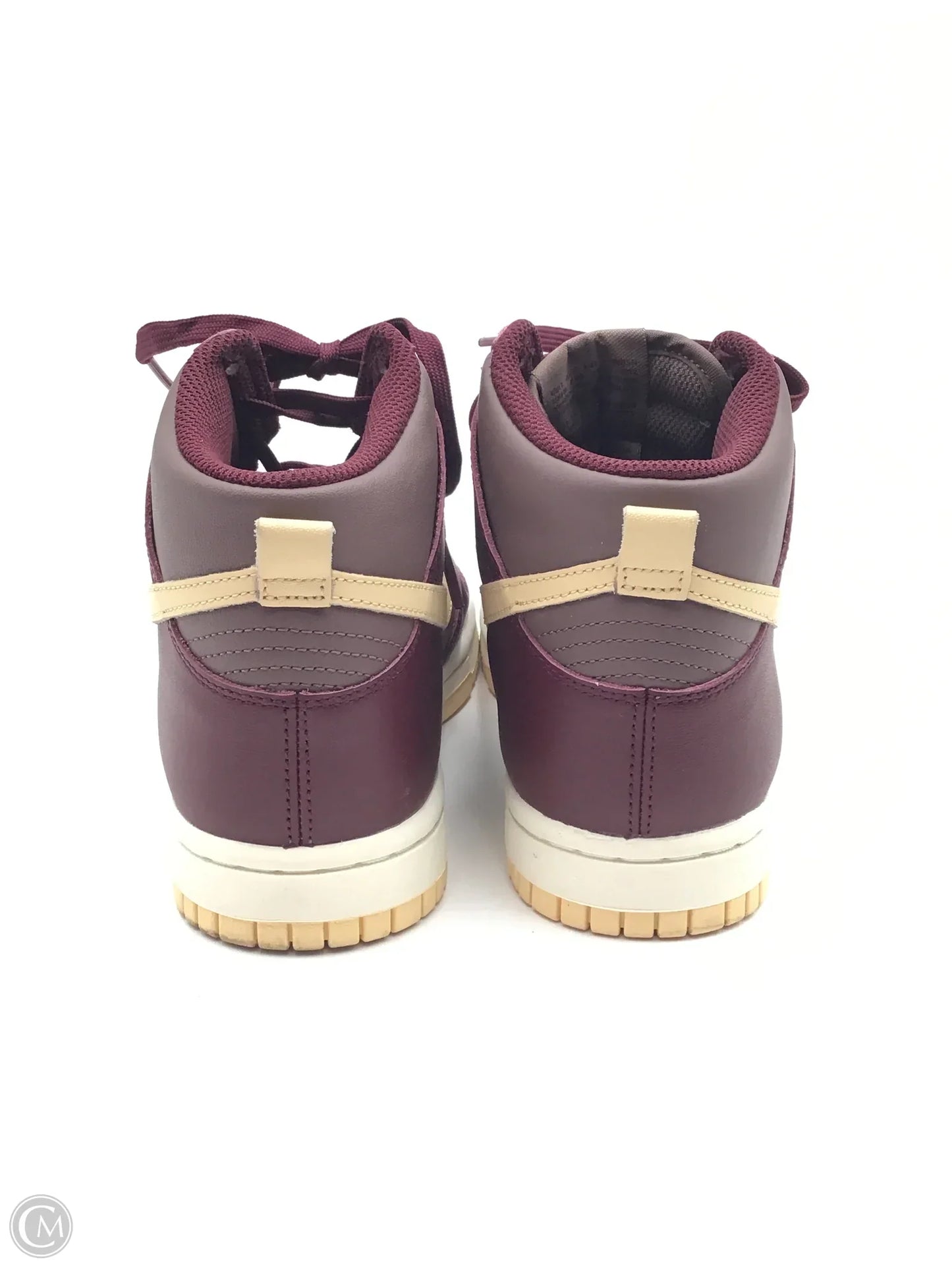 Shoes Athletic By Nike In Maroon, Size: 6.5