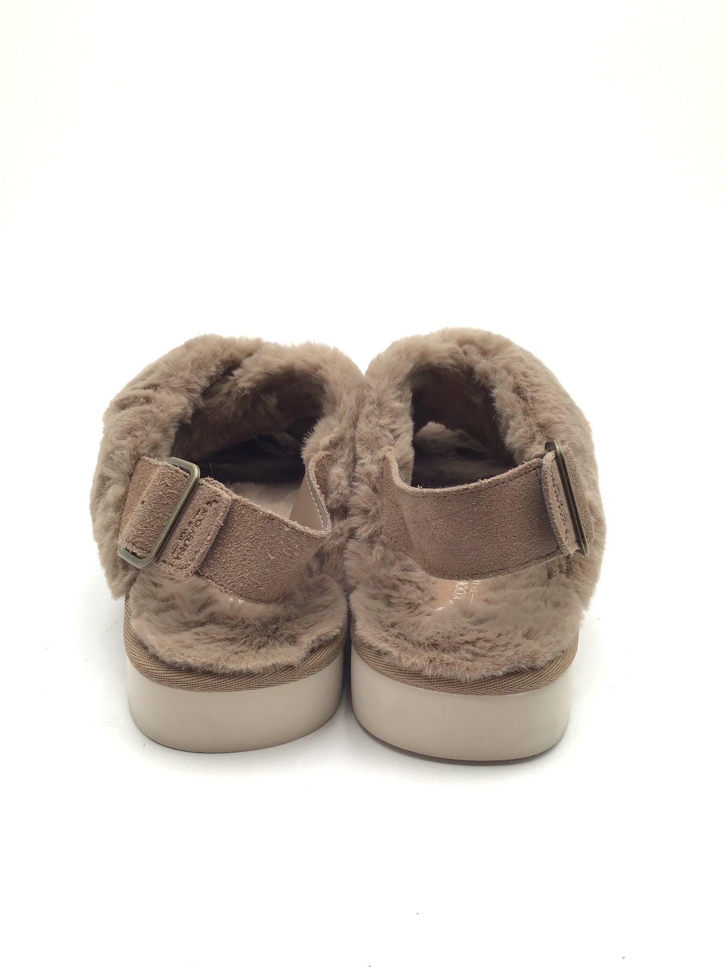 Shoes Designer By Koolaburra By Ugg In Tan, Size: 9