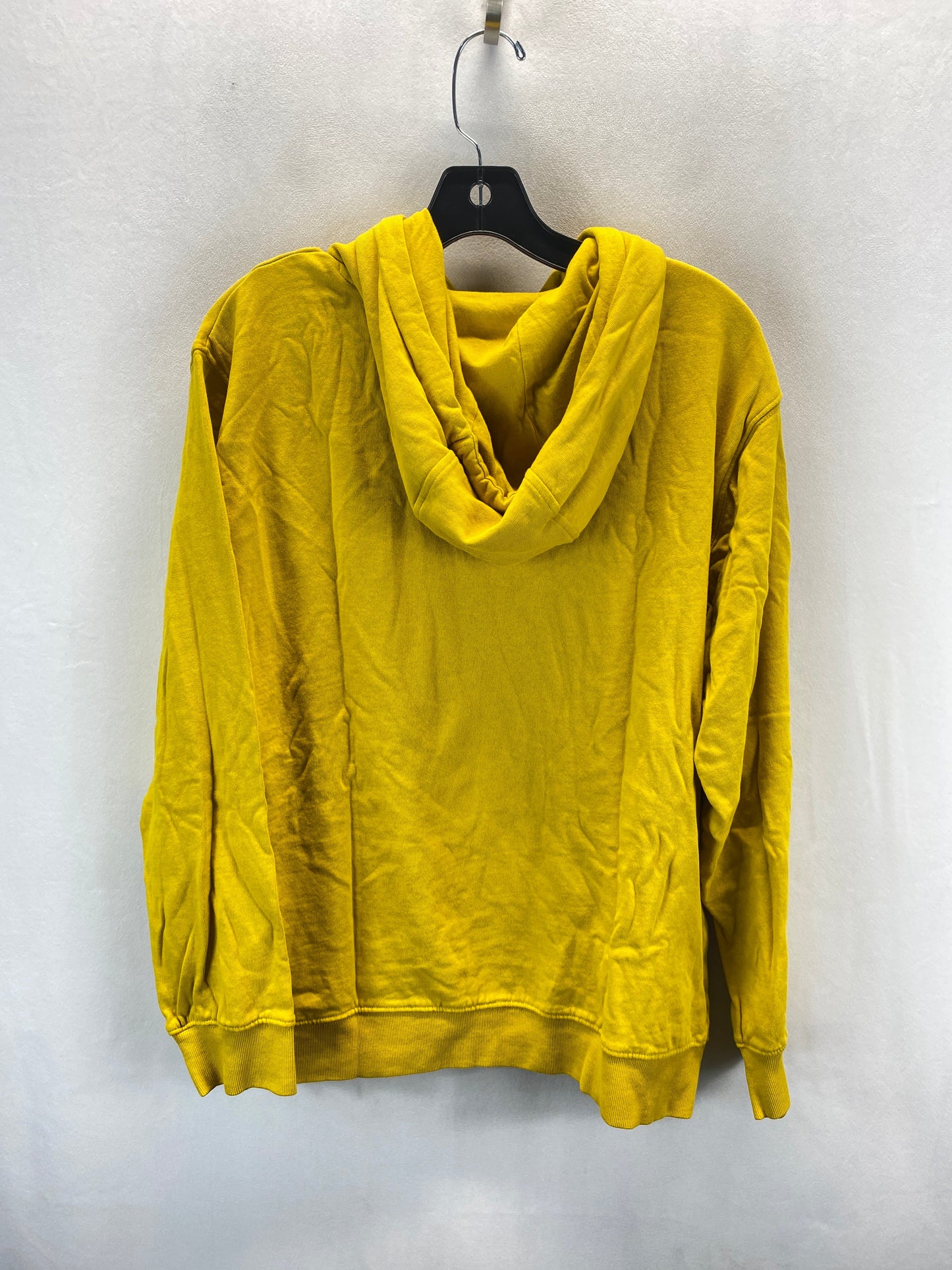 Sweatshirt Hoodie By Clothes Mentor In Yellow, Size: L