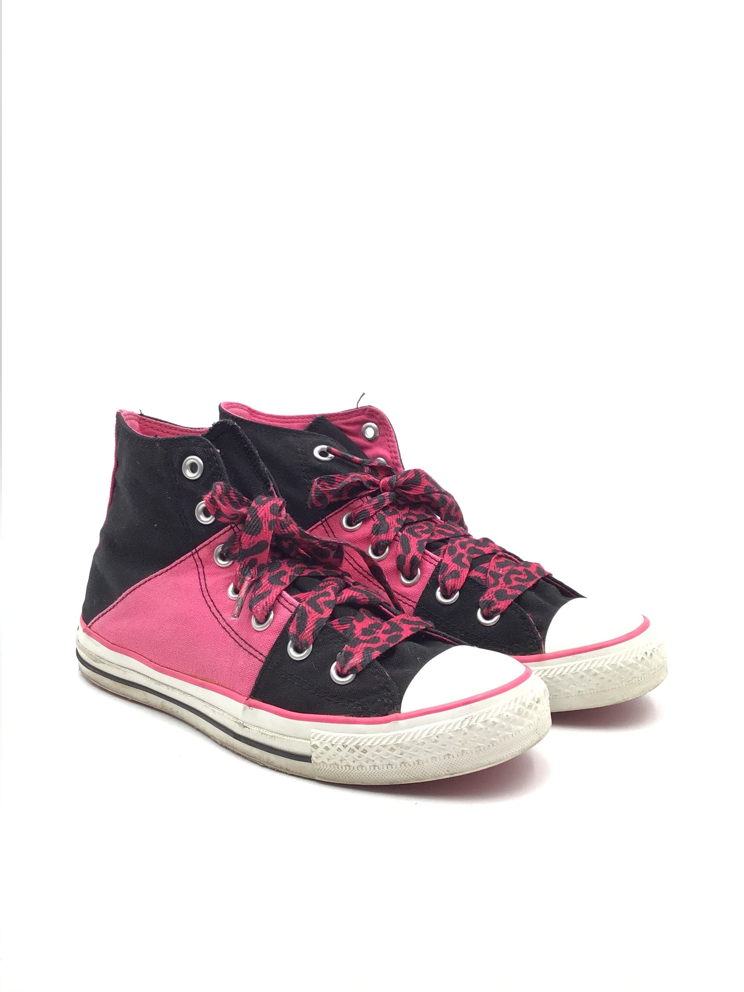 Shoes Sneakers By Converse In Black & Pink, Size: Petite L