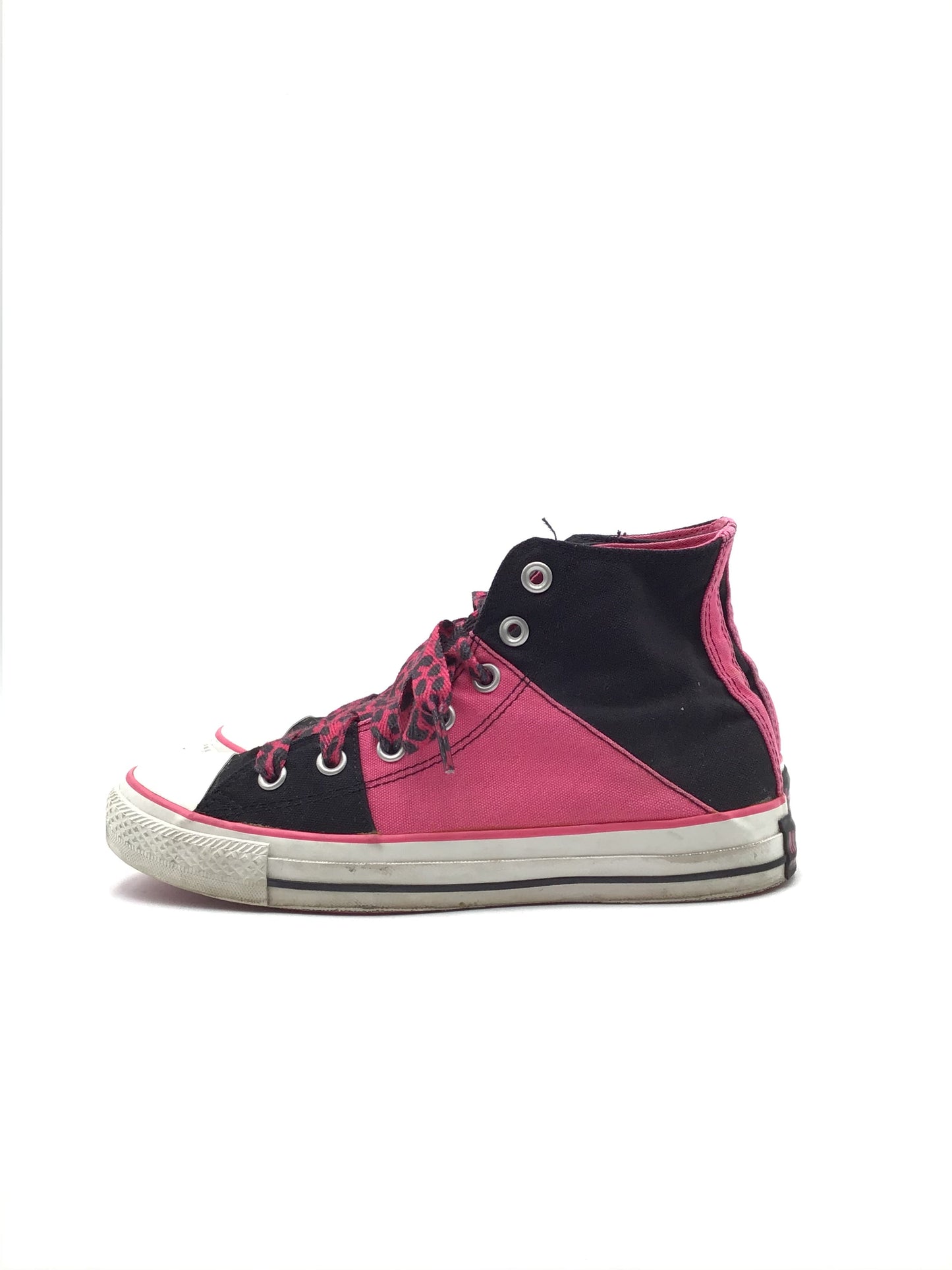 Shoes Sneakers By Converse In Black & Pink, Size: Petite L