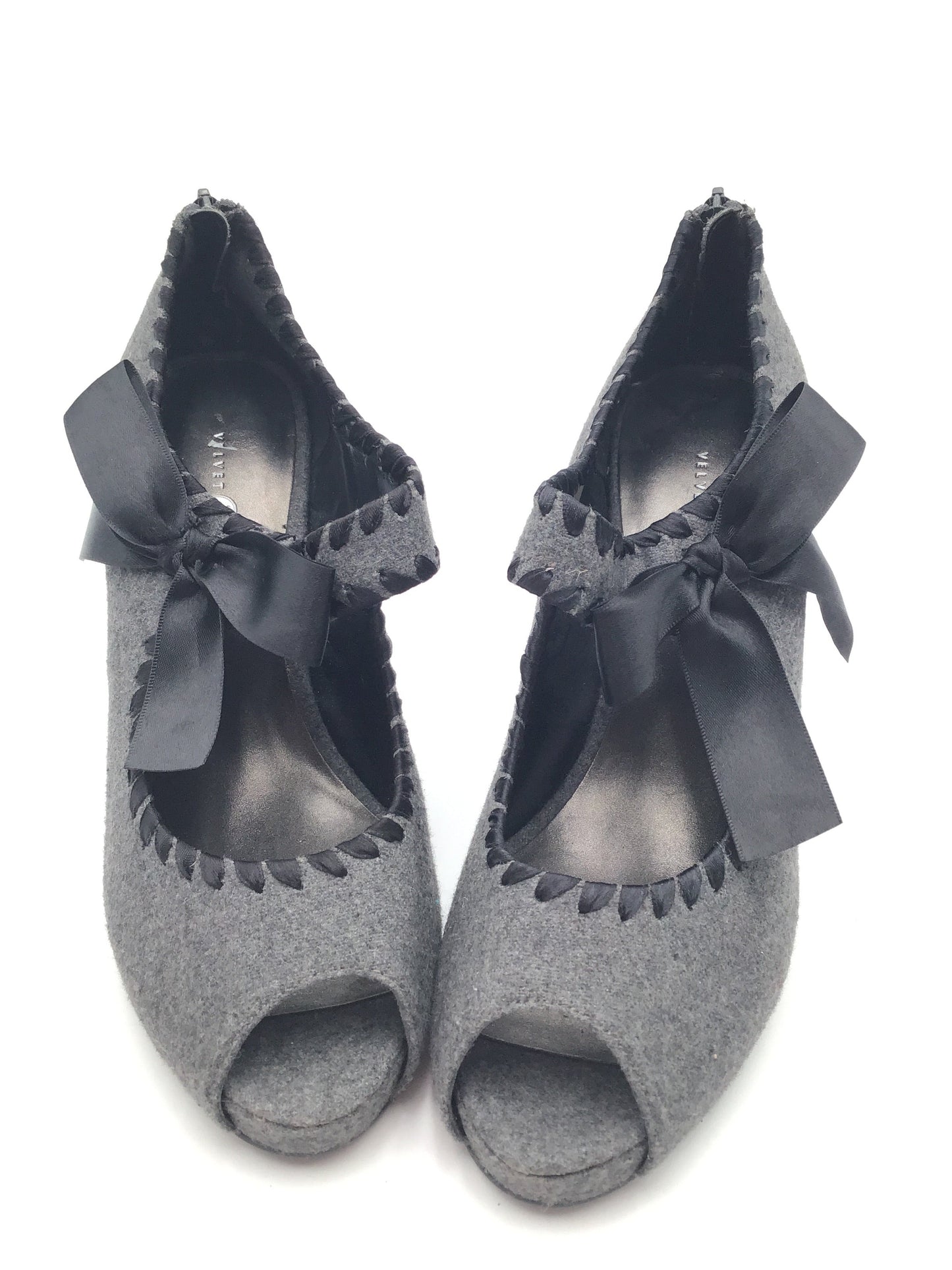 Shoes Heels Stiletto By Velvet Heart In Black & Grey, Size: 9