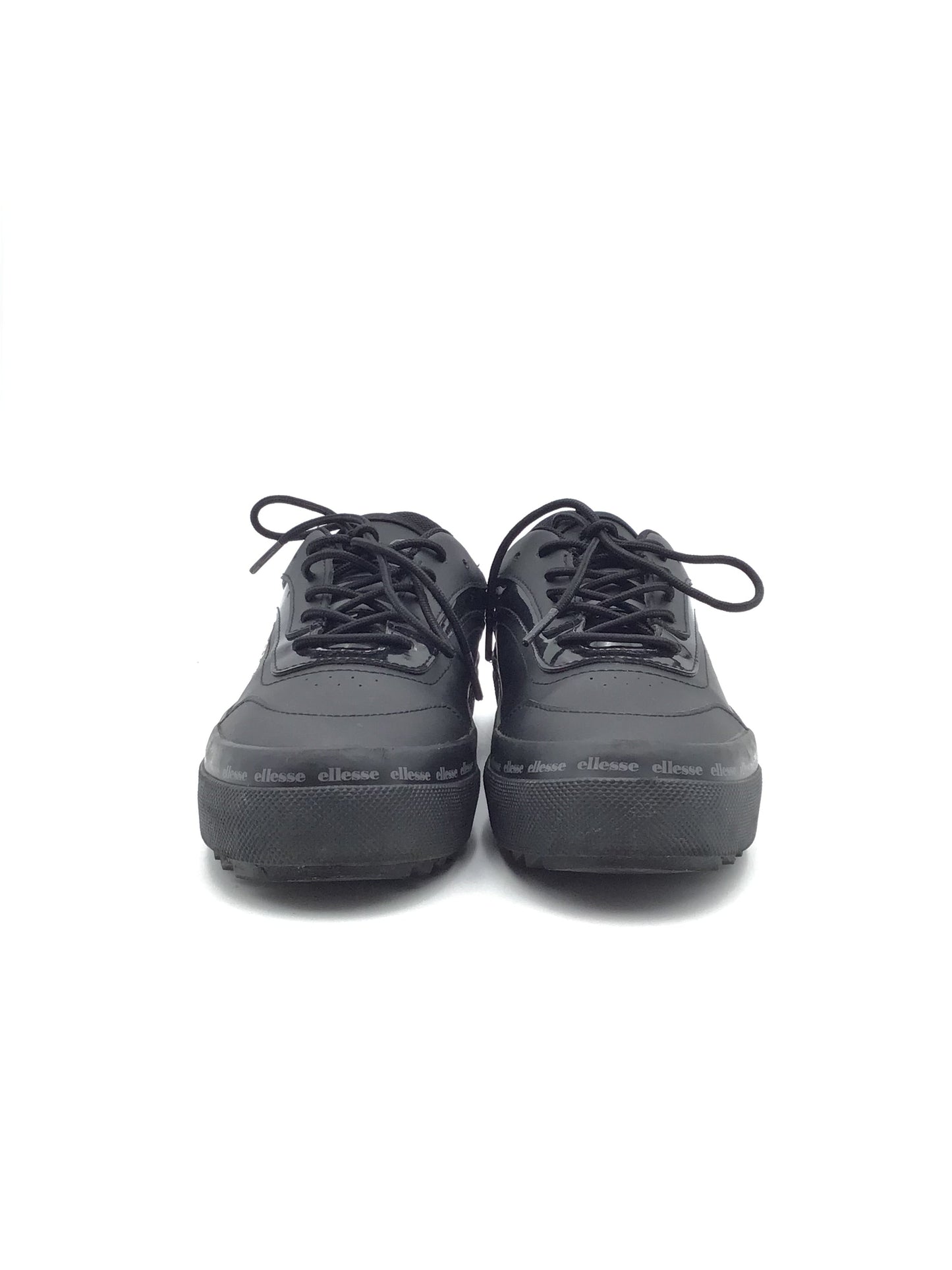 Shoes Sneakers By Clothes Mentor In Black, Size: 8