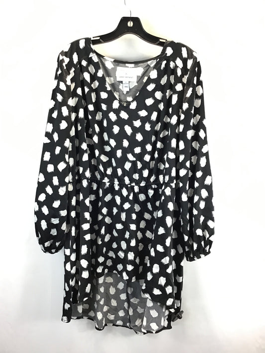 Top Long Sleeve By Lane Bryant In Black & White, Size: 1x