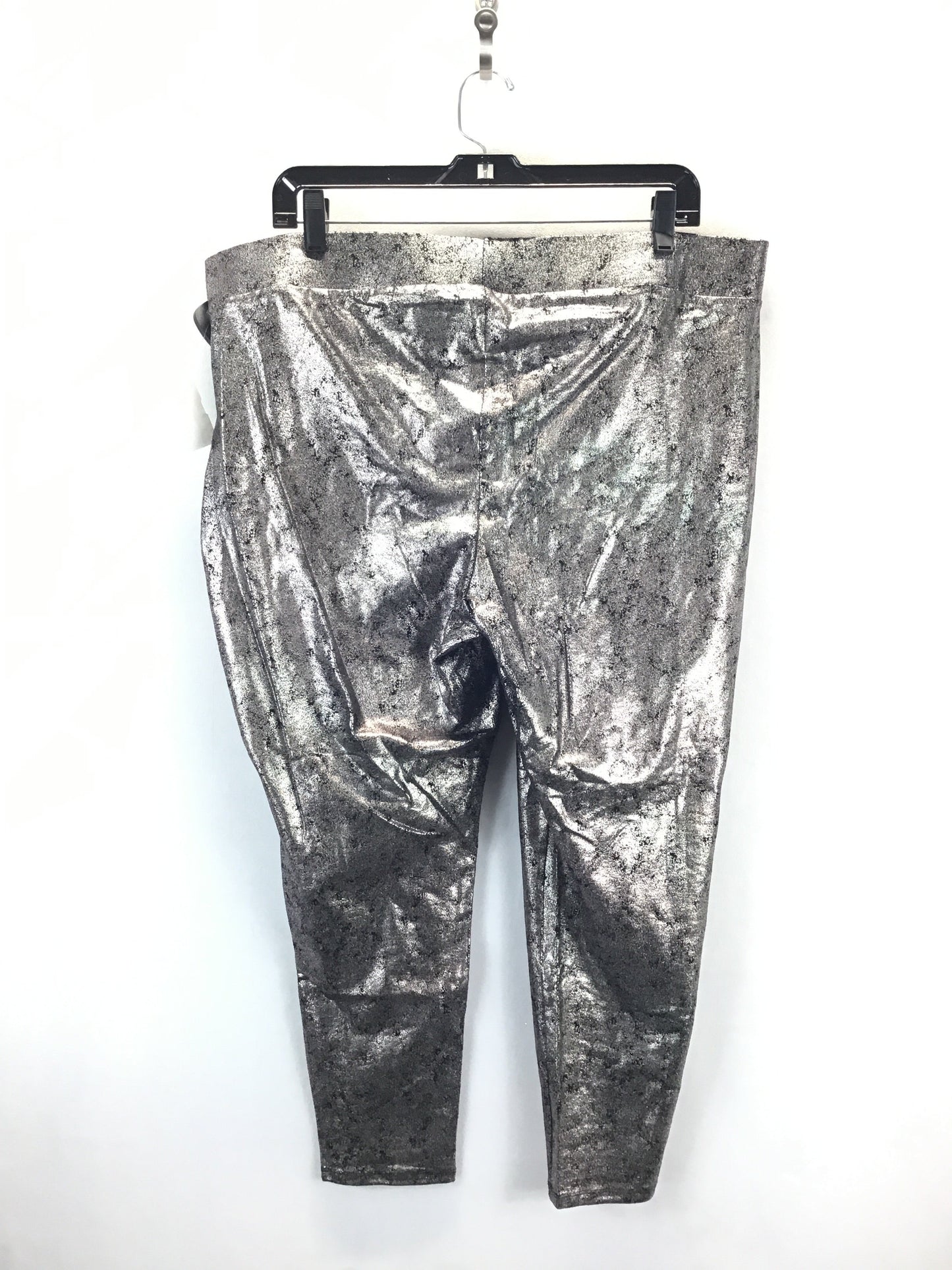 Pants Leggings By Torrid In Black & Silver, Size: 3x