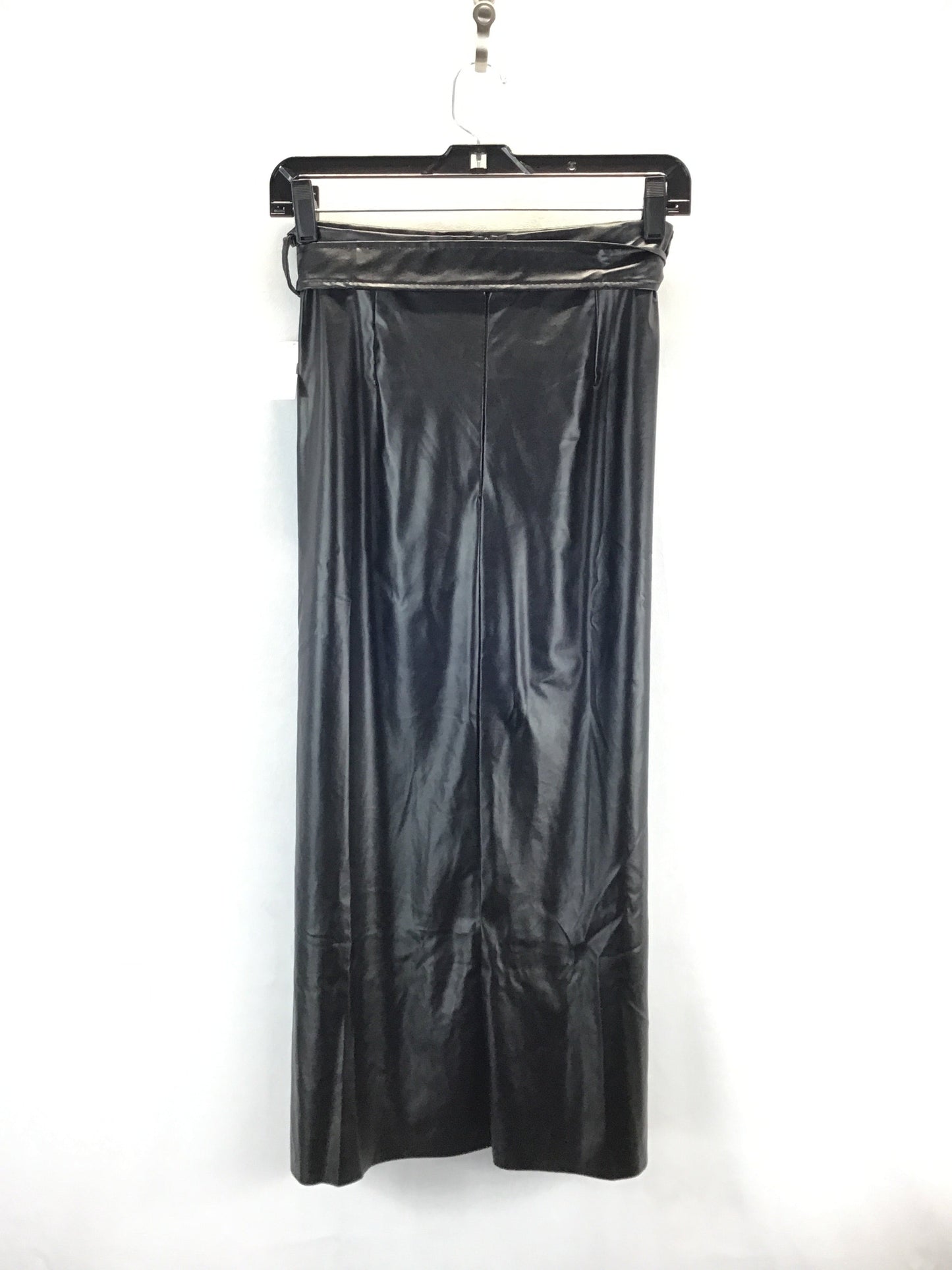 Skirt Midi By Clothes Mentor In Black, Size: S