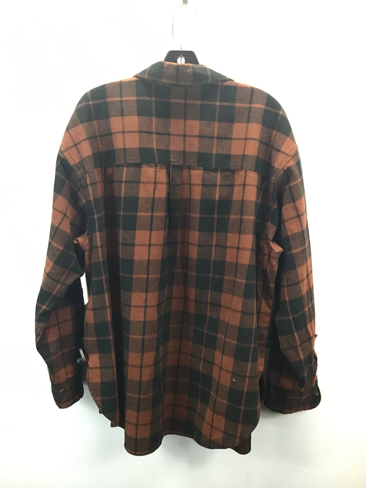 Top Long Sleeve By Universal Thread In Plaid Pattern, Size: 2x