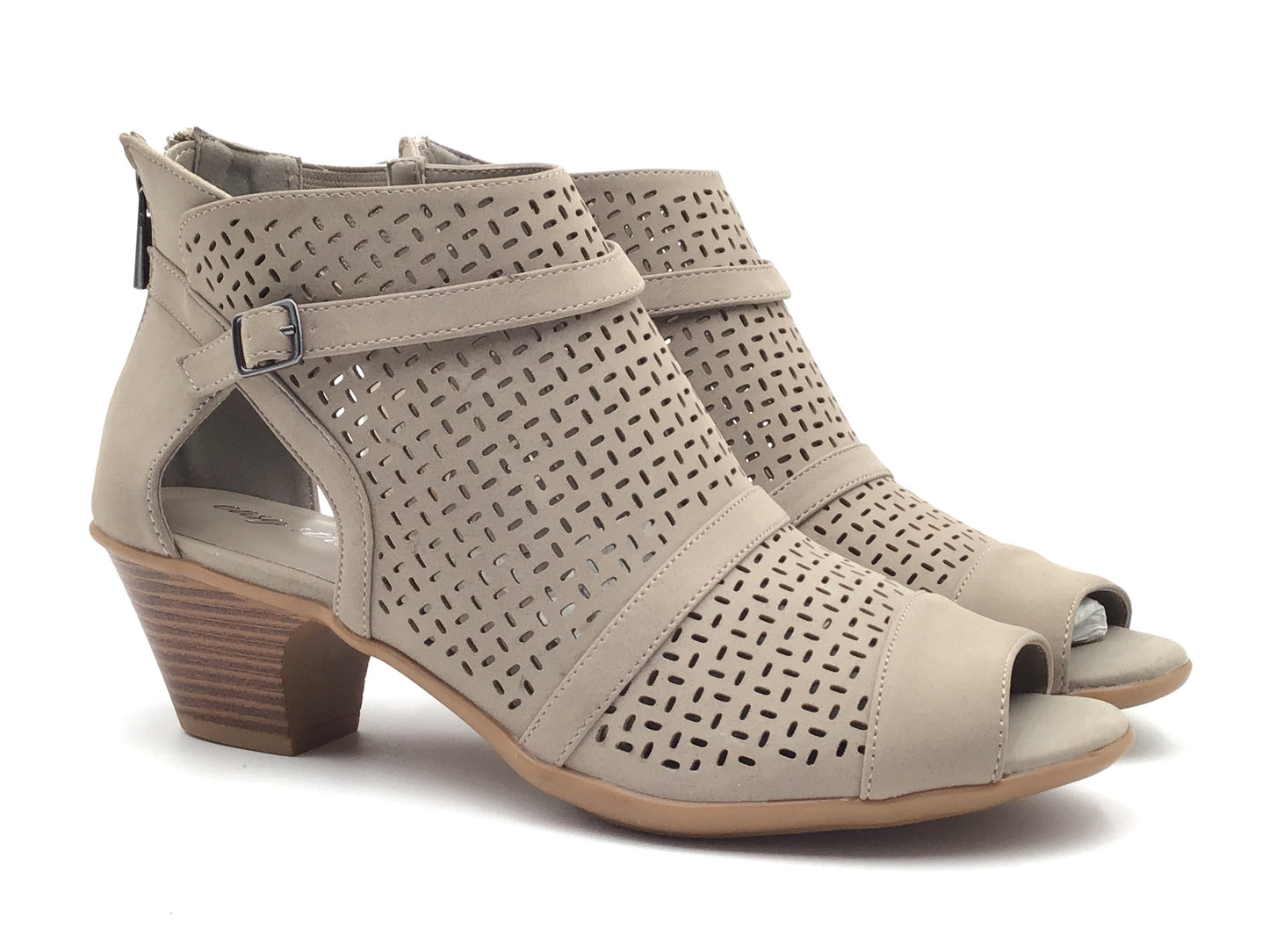 Shoes Heels Block By Easy Street In Beige, Size: 9.5