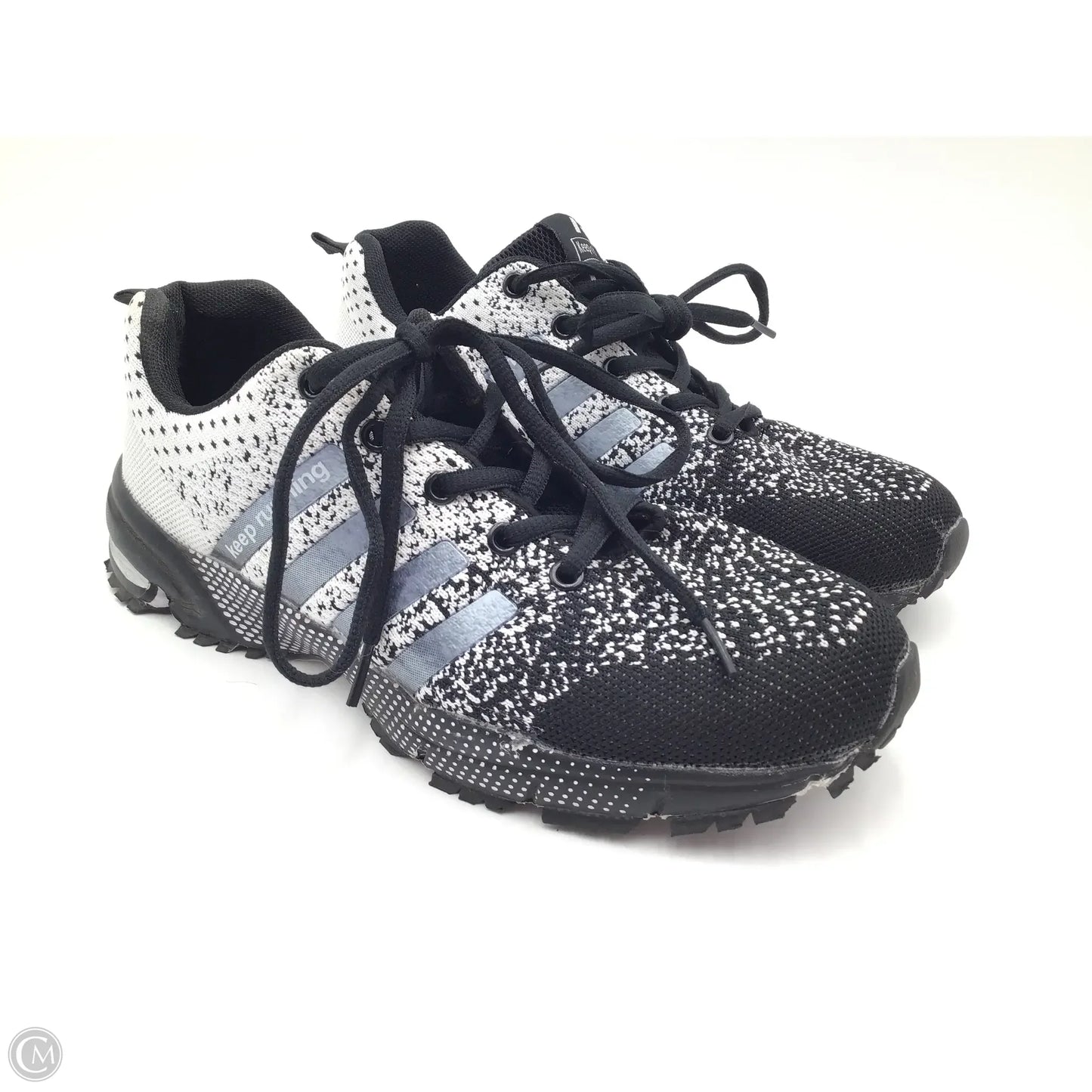 Shoes Athletic By Clothes Mentor In Black & Grey, Size: 10