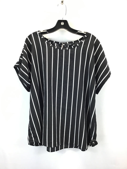 Top Short Sleeve By Shein In Striped, Size: 2x