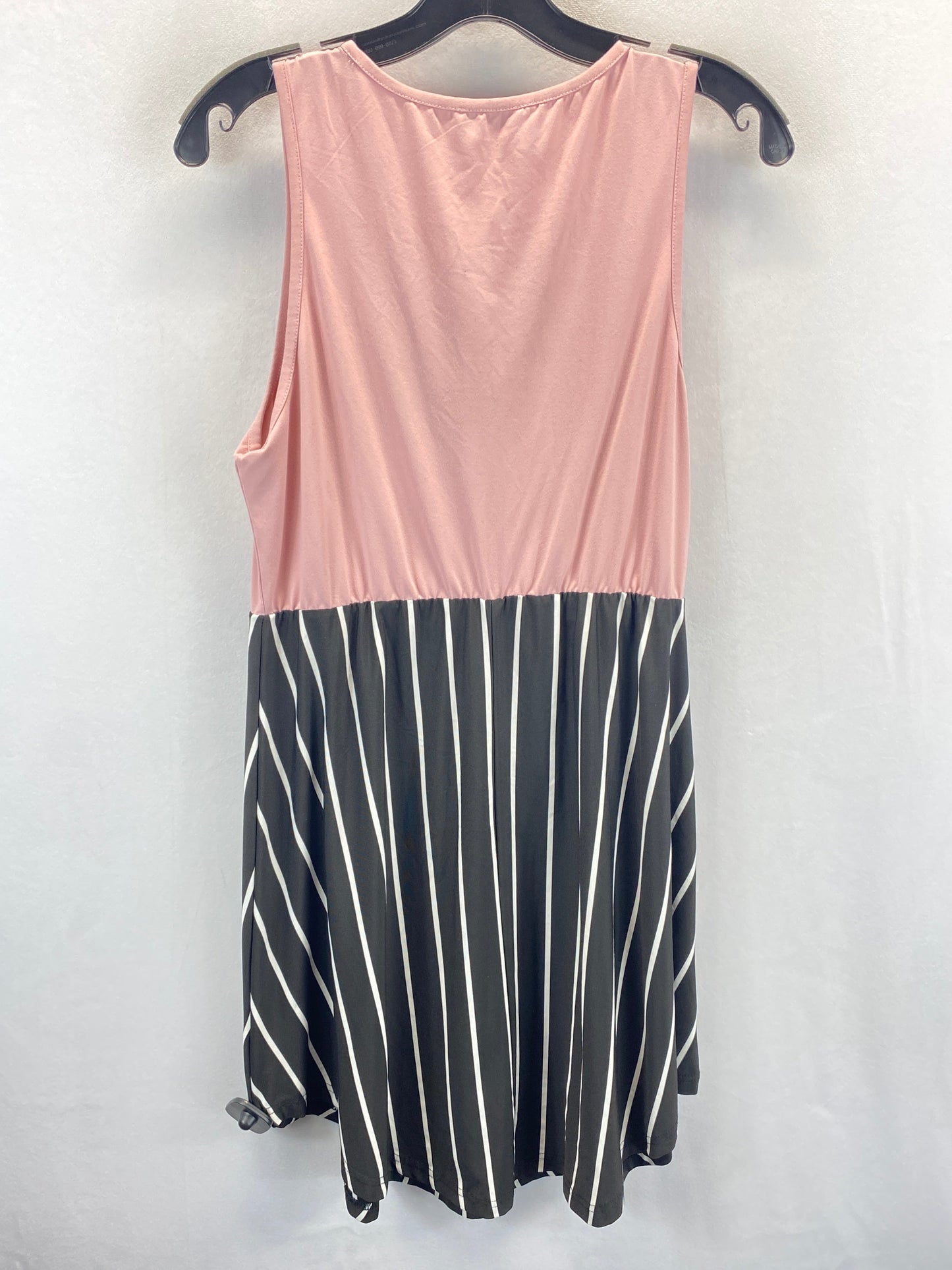 Dress Casual Short By Shein  Size: 12