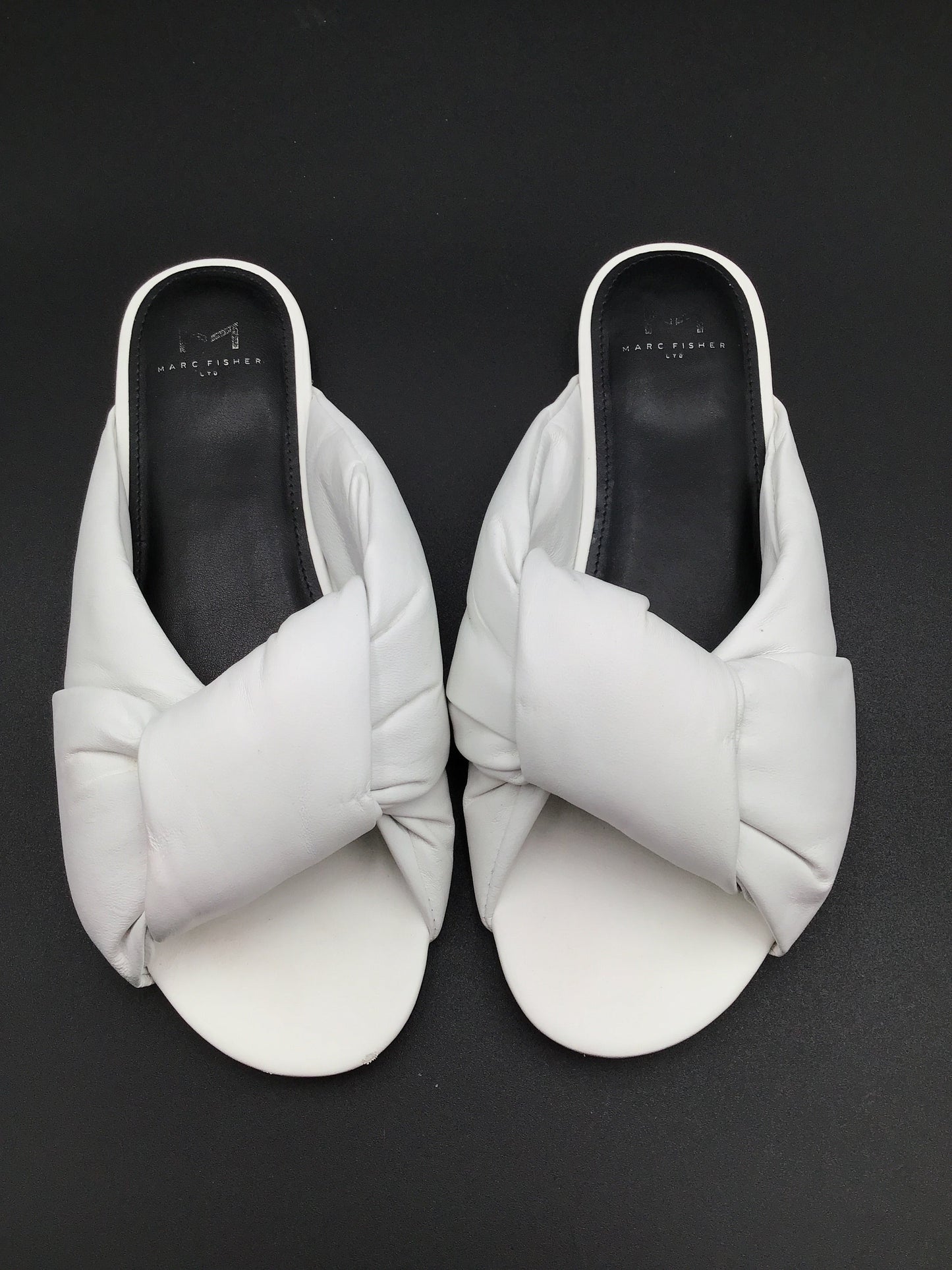 White Sandals Flats Marc Fisher, Size 9