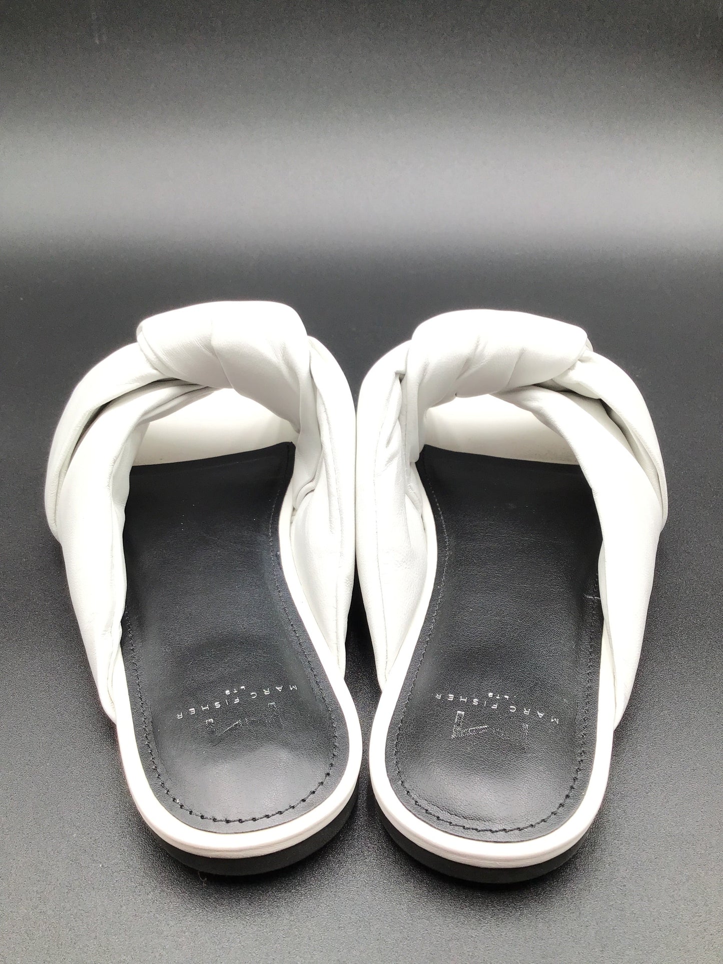 White Sandals Flats Marc Fisher, Size 9