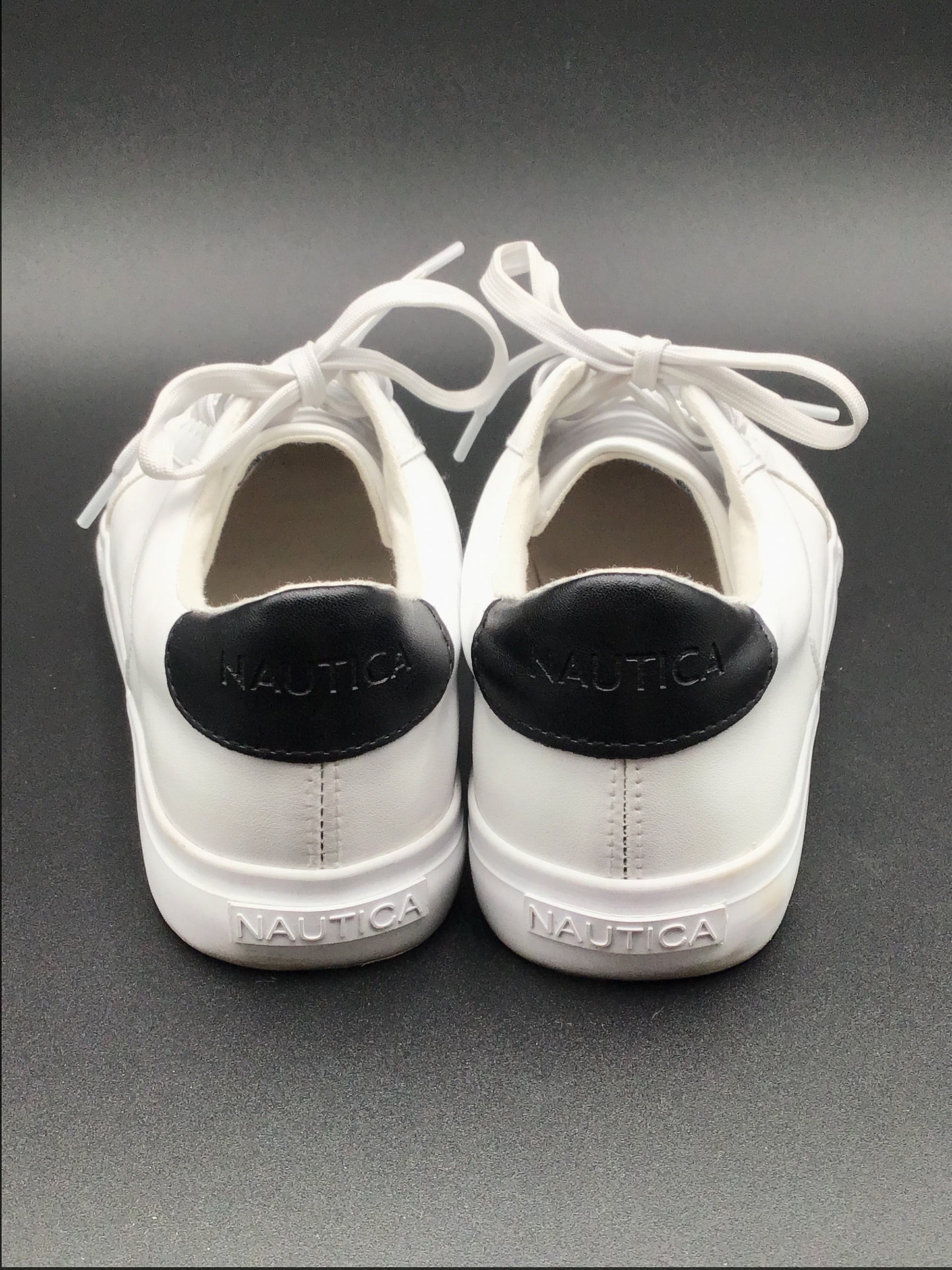 White Shoes Sneakers Nautica, Size 8.5