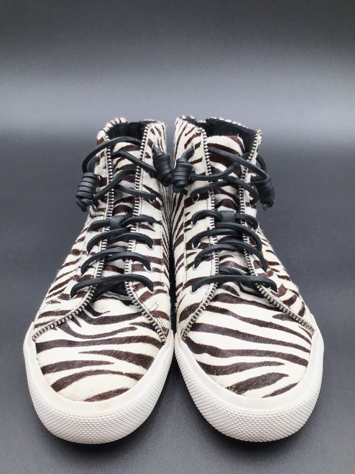 Zebra Print Shoes Sneakers Sperry, Size 9