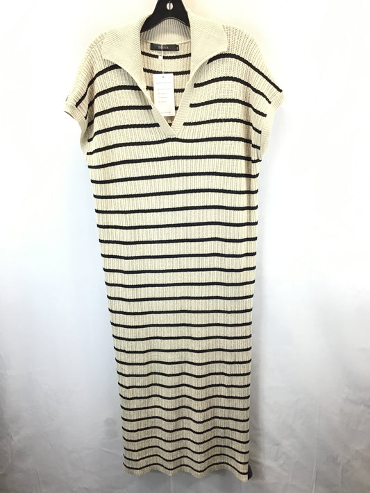 Dress Sweater By Clothes Mentor In Black & Cream, Size: Xl