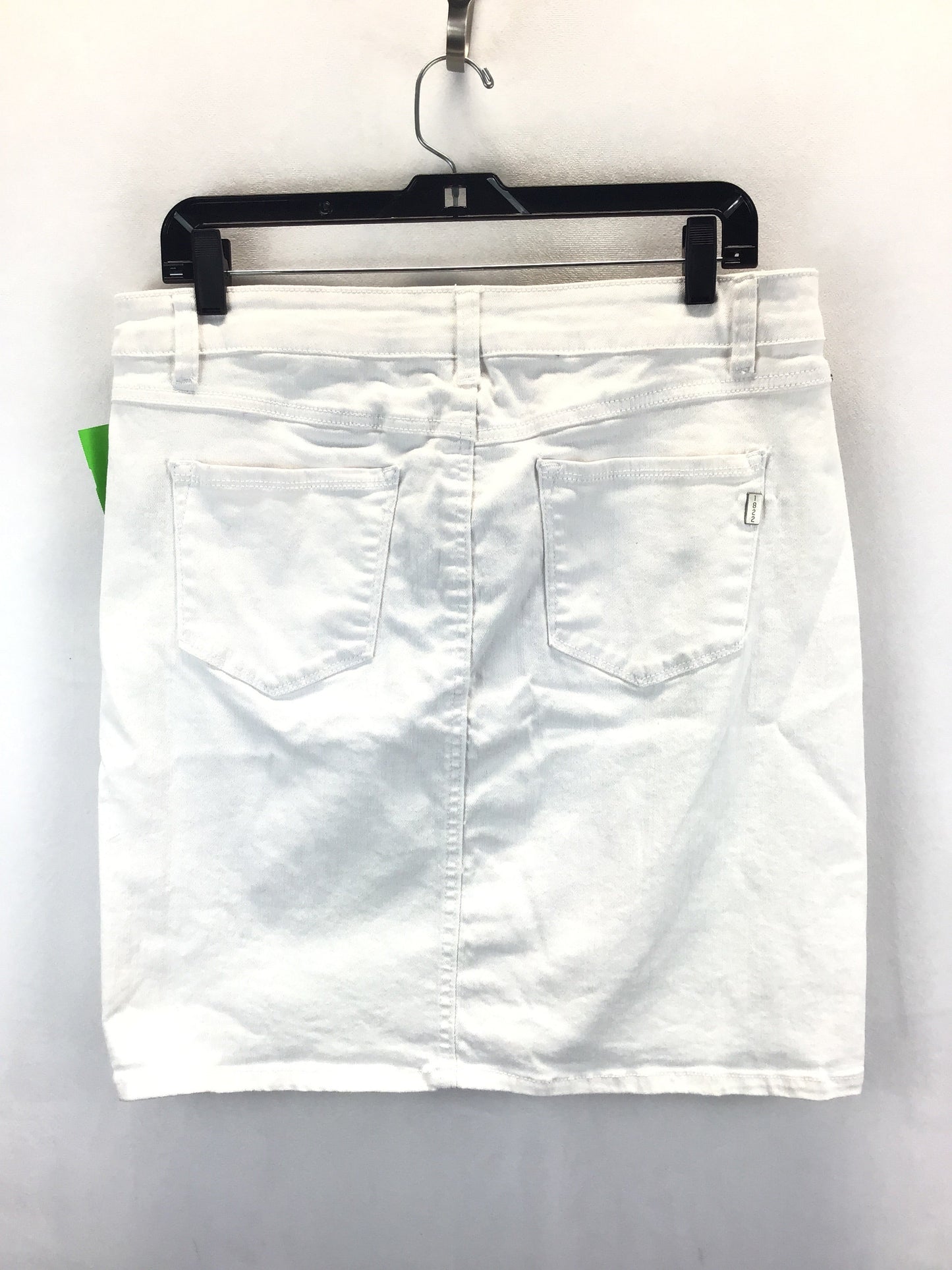 Skirt Mini & Short By 1822 Denim In White, Size: 12