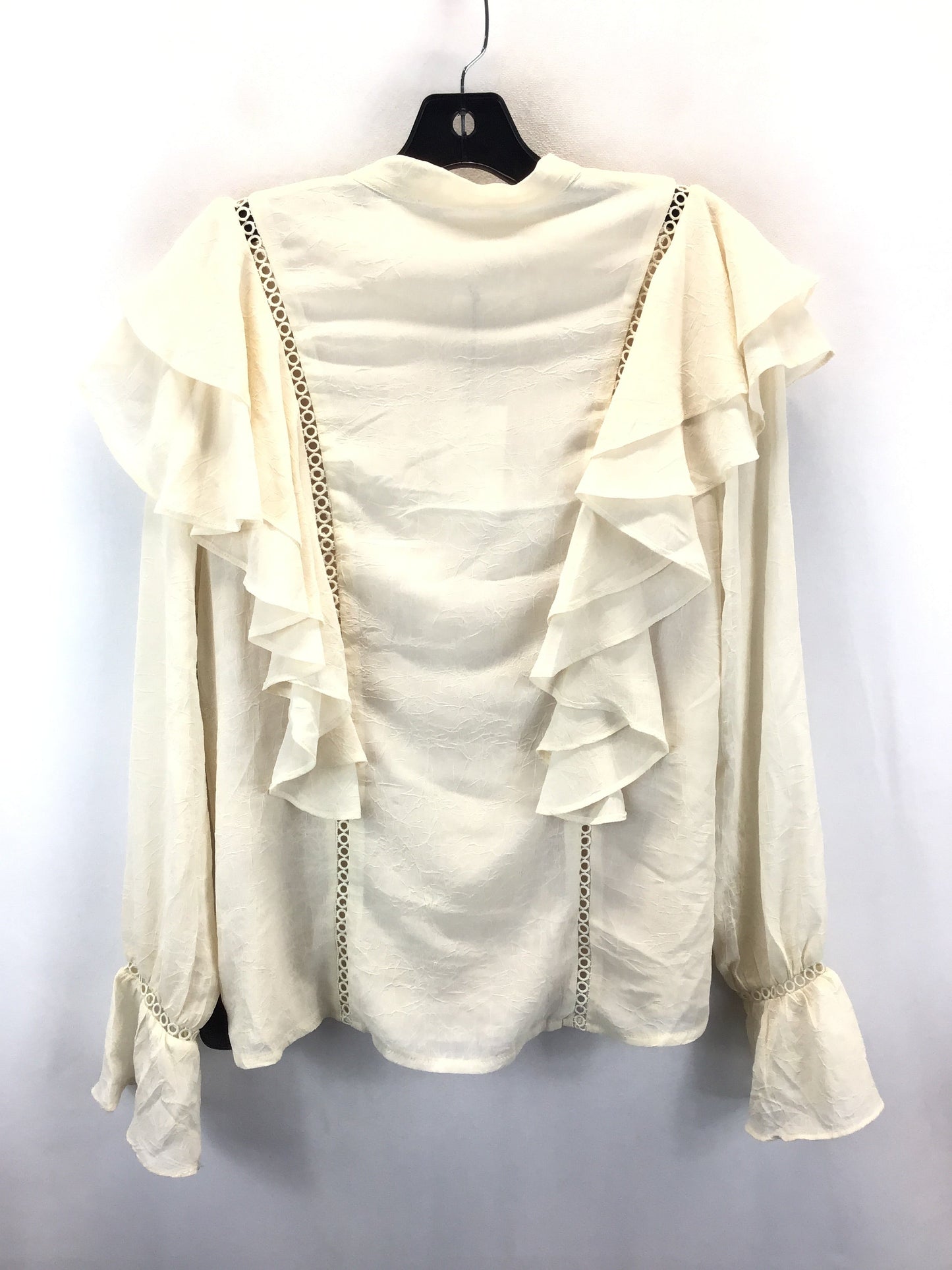 Top Long Sleeve By Clothes Mentor In Cream, Size: M