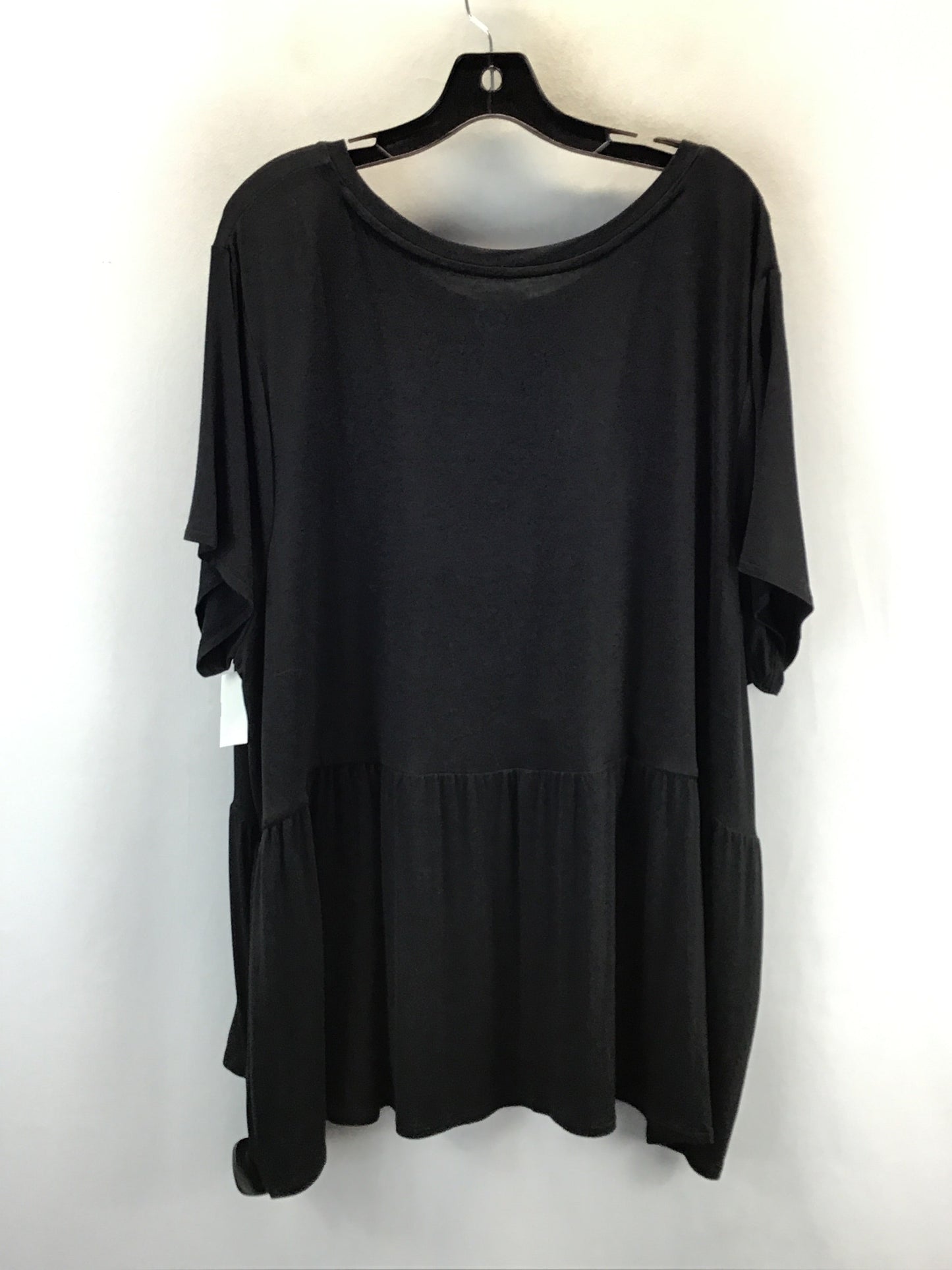 Top Short Sleeve Basic By Maurices In Black, Size: 3x