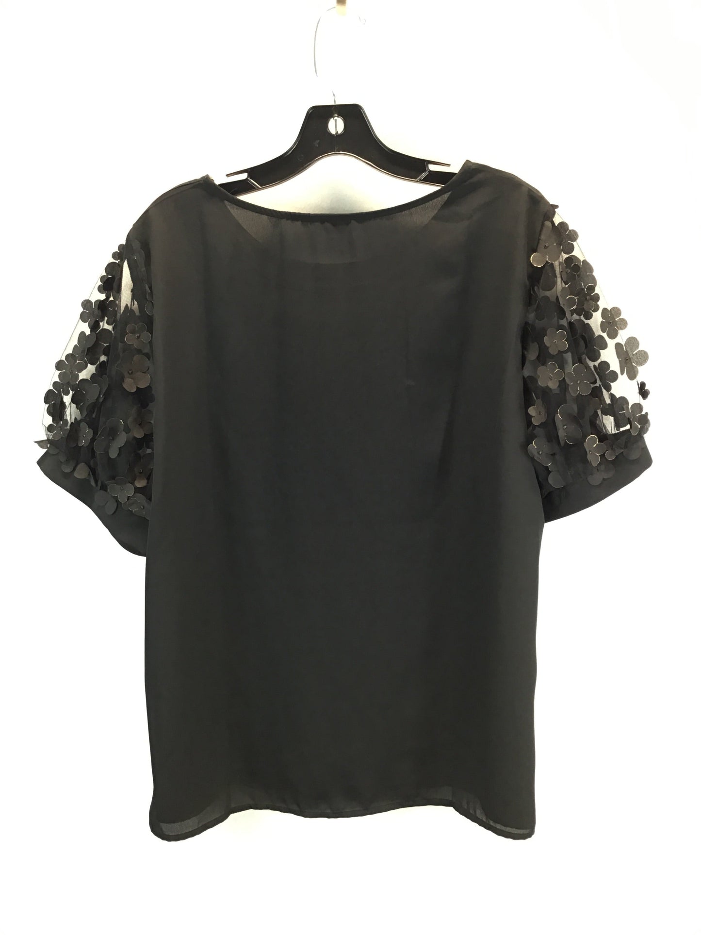 Top Short Sleeve By Shein In Black, Size: 1x